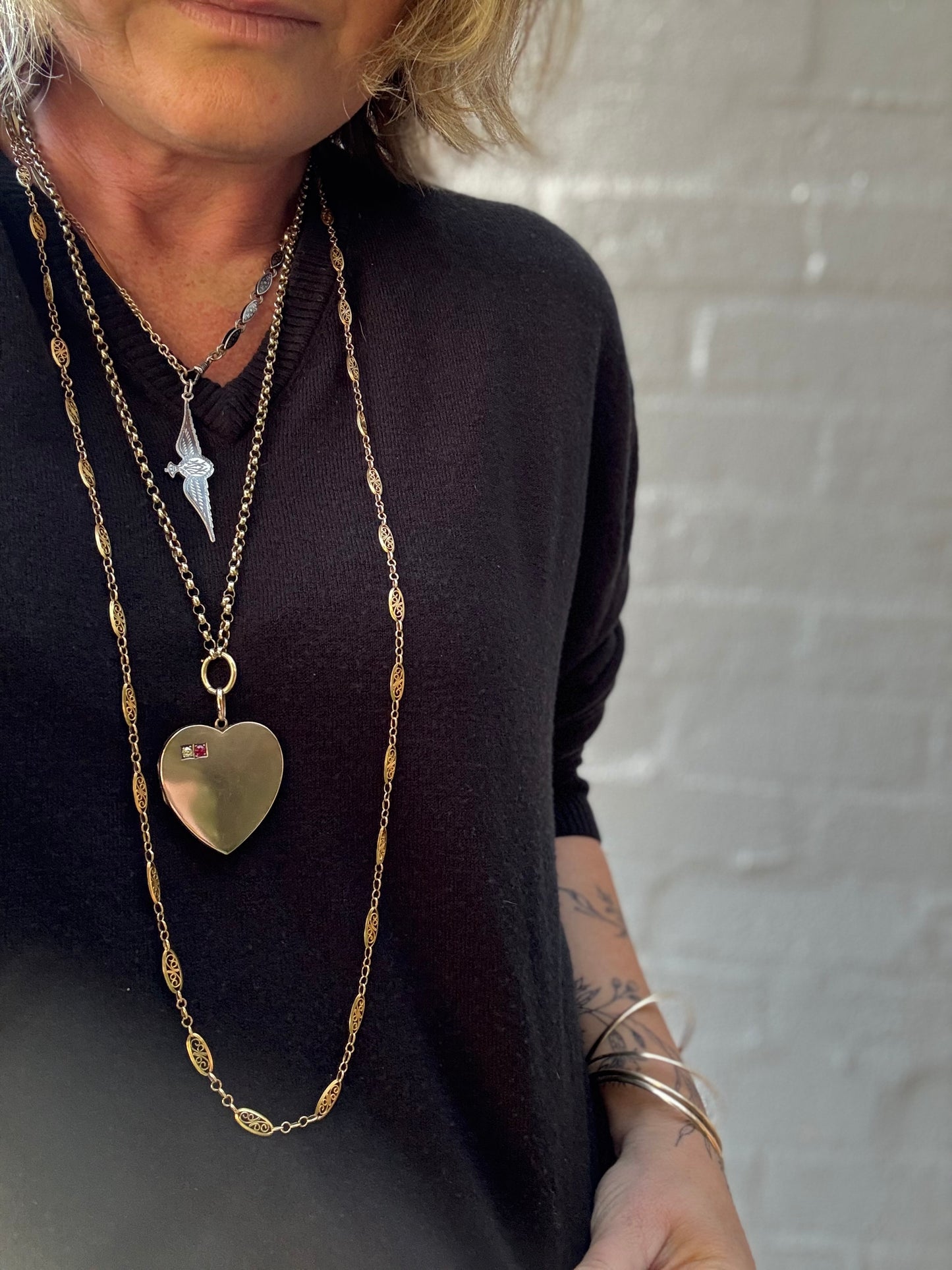 .101cm .1870s .1910s .18ct .750 antique long French Belle Epoque openwork fancy yellow gold marquise filigree guard chain necklace