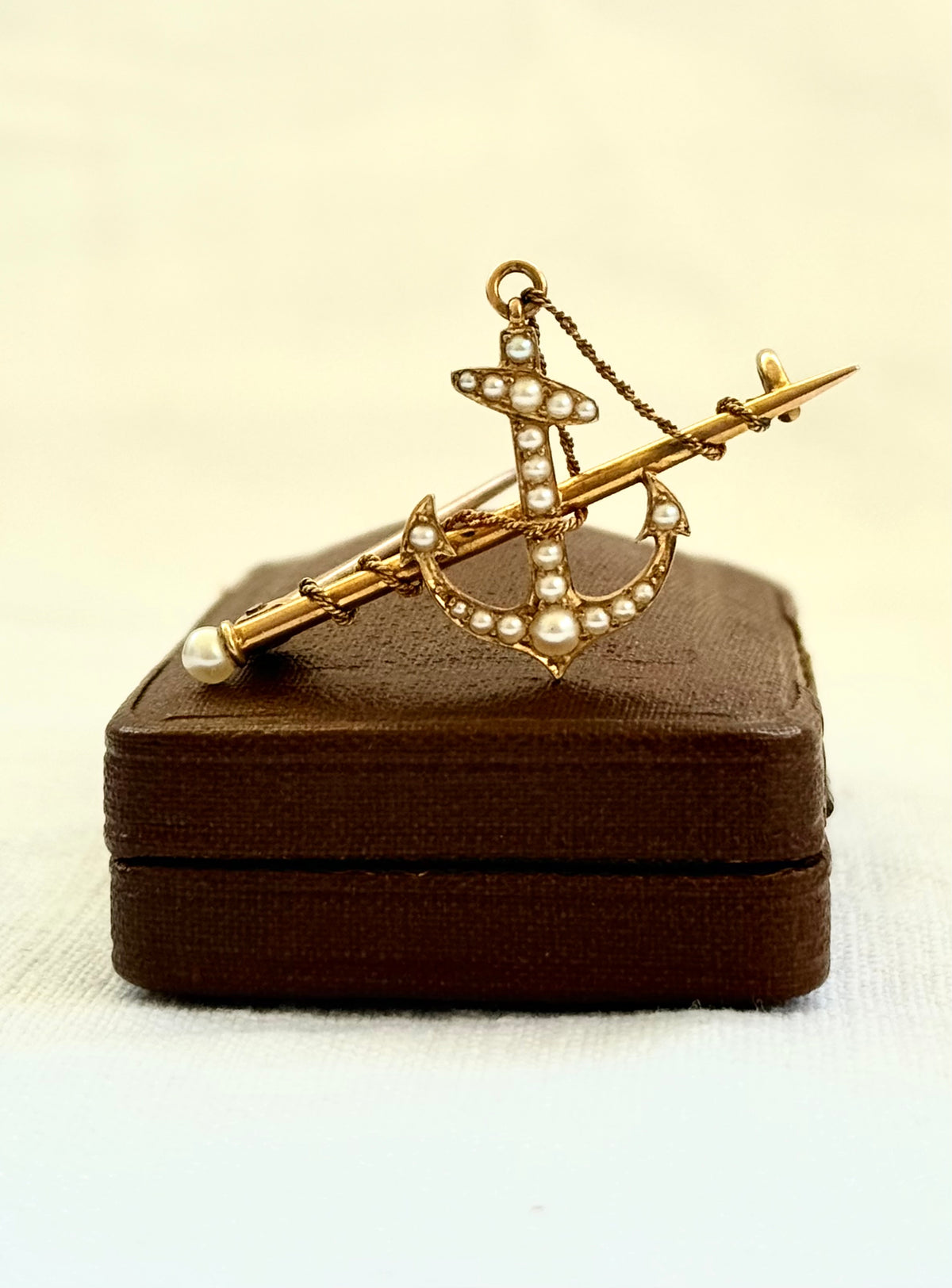.15ct .1900s Art Nouveau Anchor seed pearl Edwardian 15ct gold sweetheart token heirloom brooch
