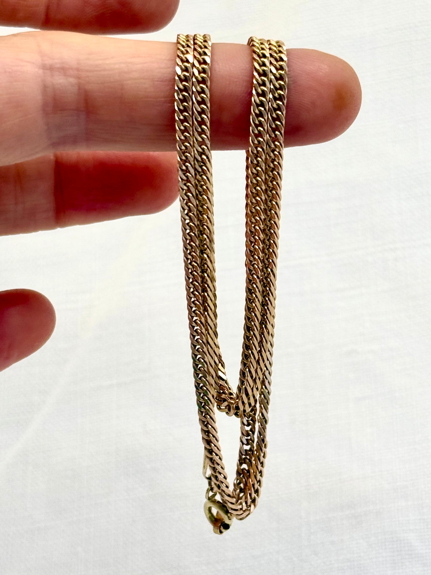 .1970s .375 .9ct gold gorgeous and luxurious flat chunky modernist curb chain 61.5cm long buttery gold chain necklace
