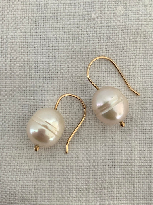 .375 .9ct luxury opulent white pearl hook drop dangle earrings