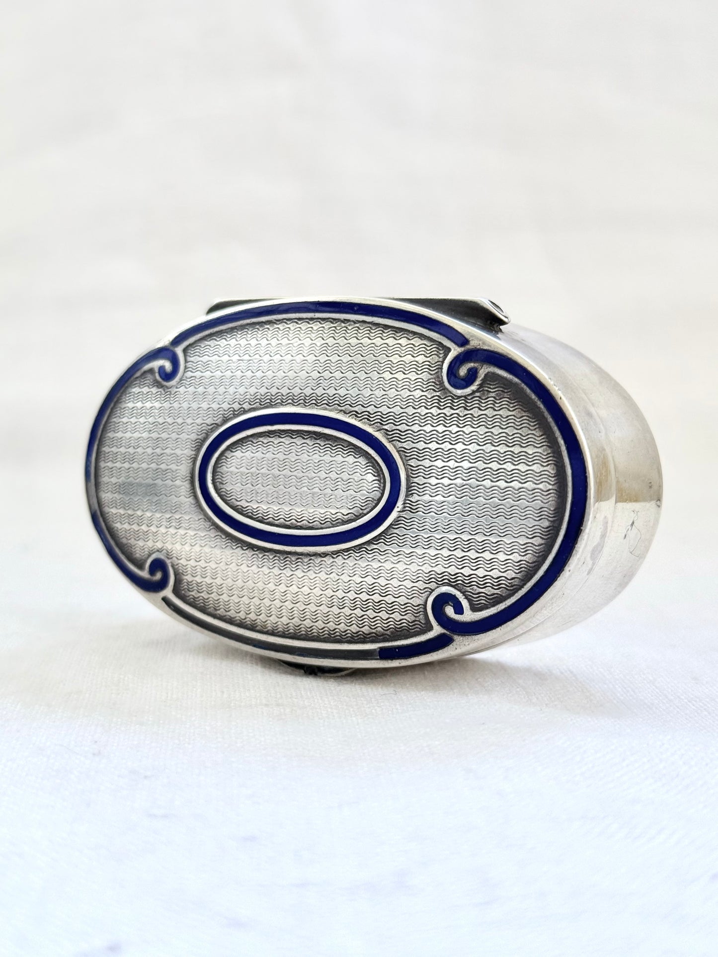.1912 .925 antique Edwardian fine solid sterling silver blue enamel well sized oval shaped lidded trinket box