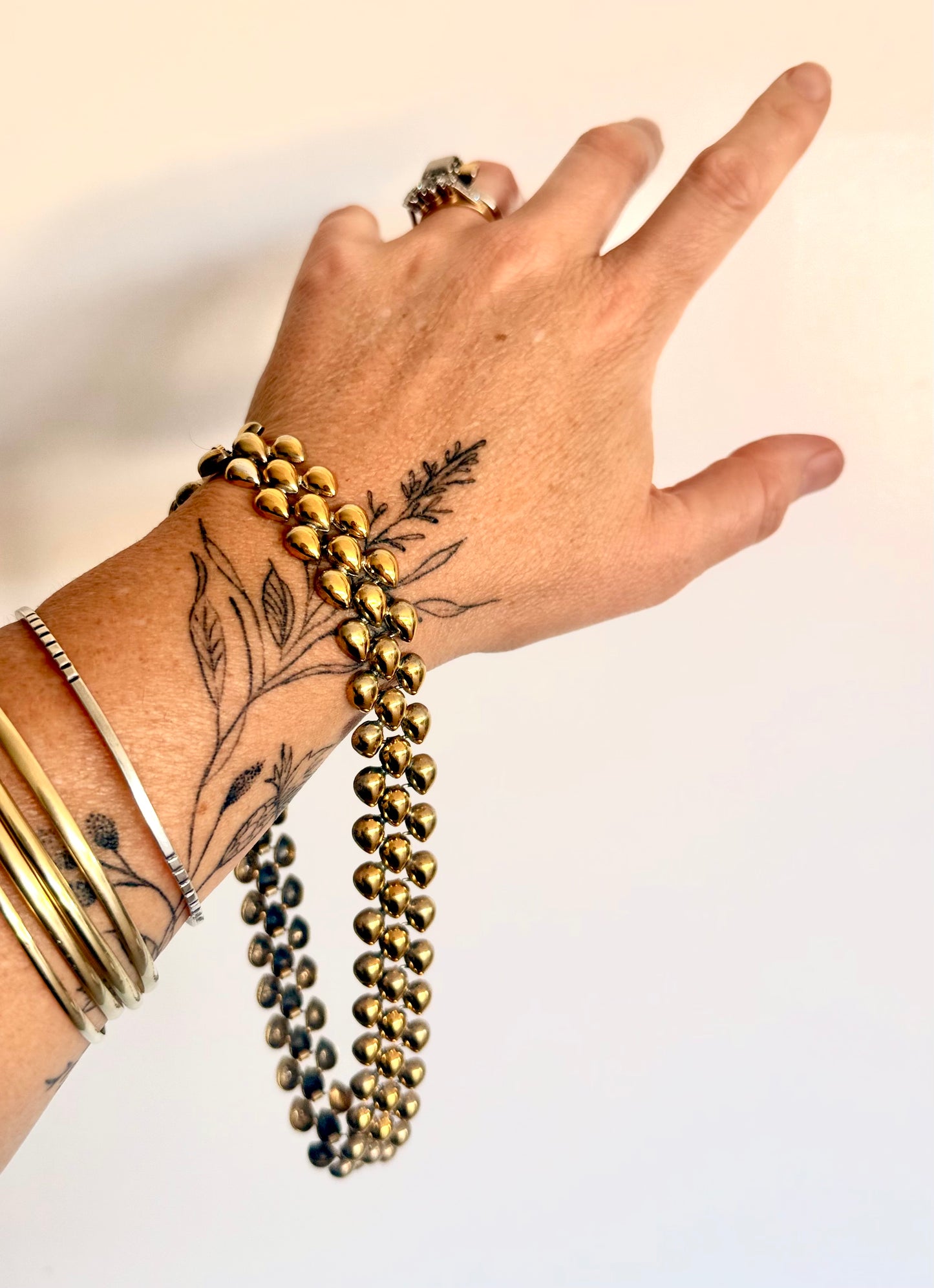 .1950s .835 gold fill modernist choker chain European silver fancy form necklace