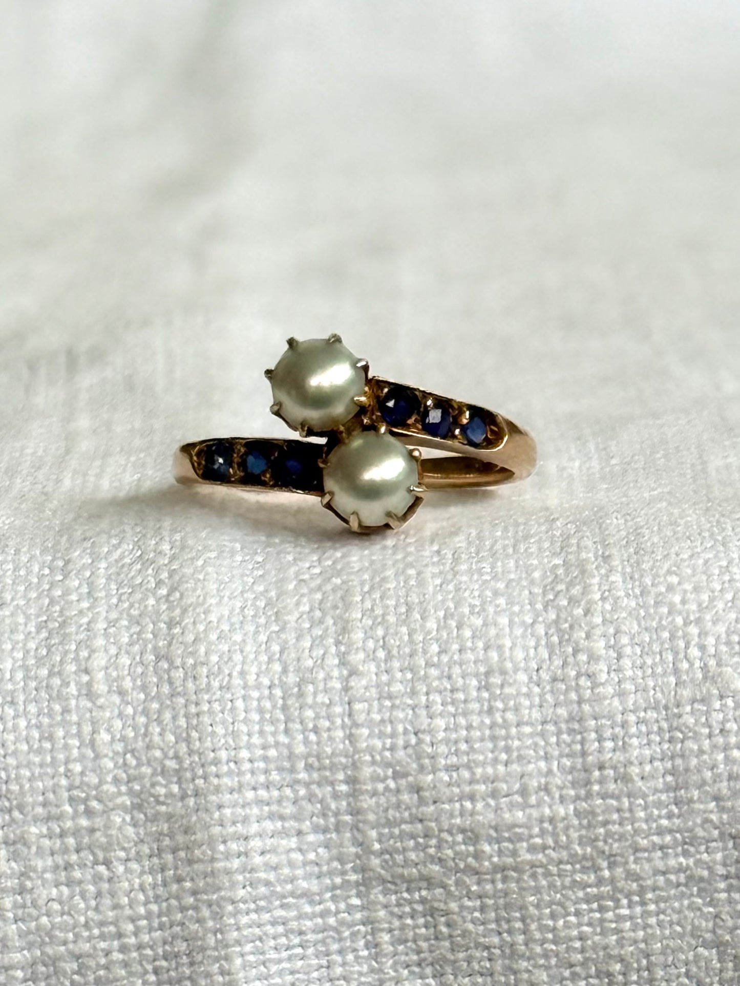 .14ct .1880s .1900s .585 gold antique Victorian Edwardian treasure Toi et Moi double pearl and sapphire bypass sweetheart commitment ring