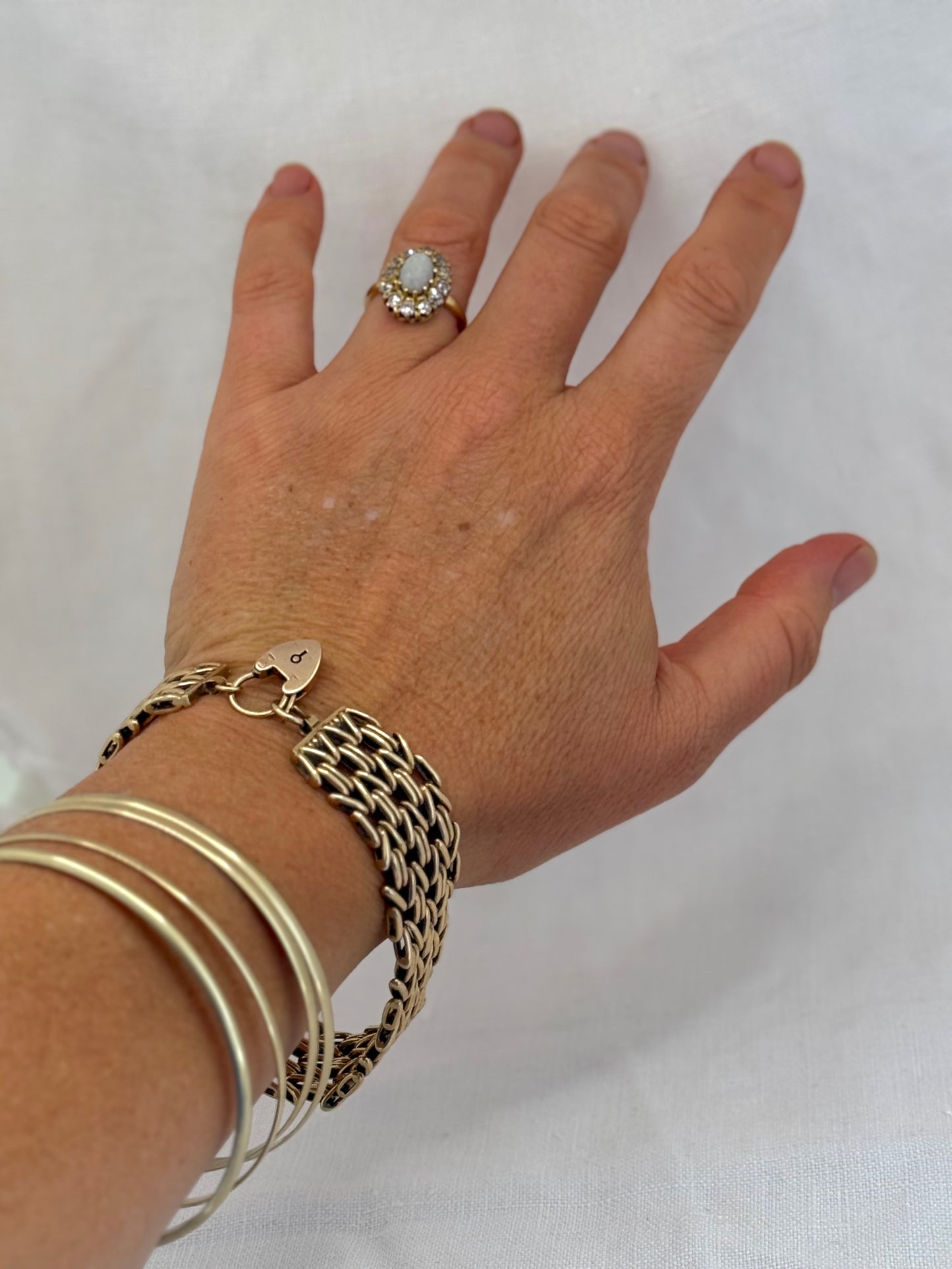 .1960 .1964 .375 9ct gold solid fancy link wide chunky width fancy link gate chain chain bracelet with gold heart padlock clasp