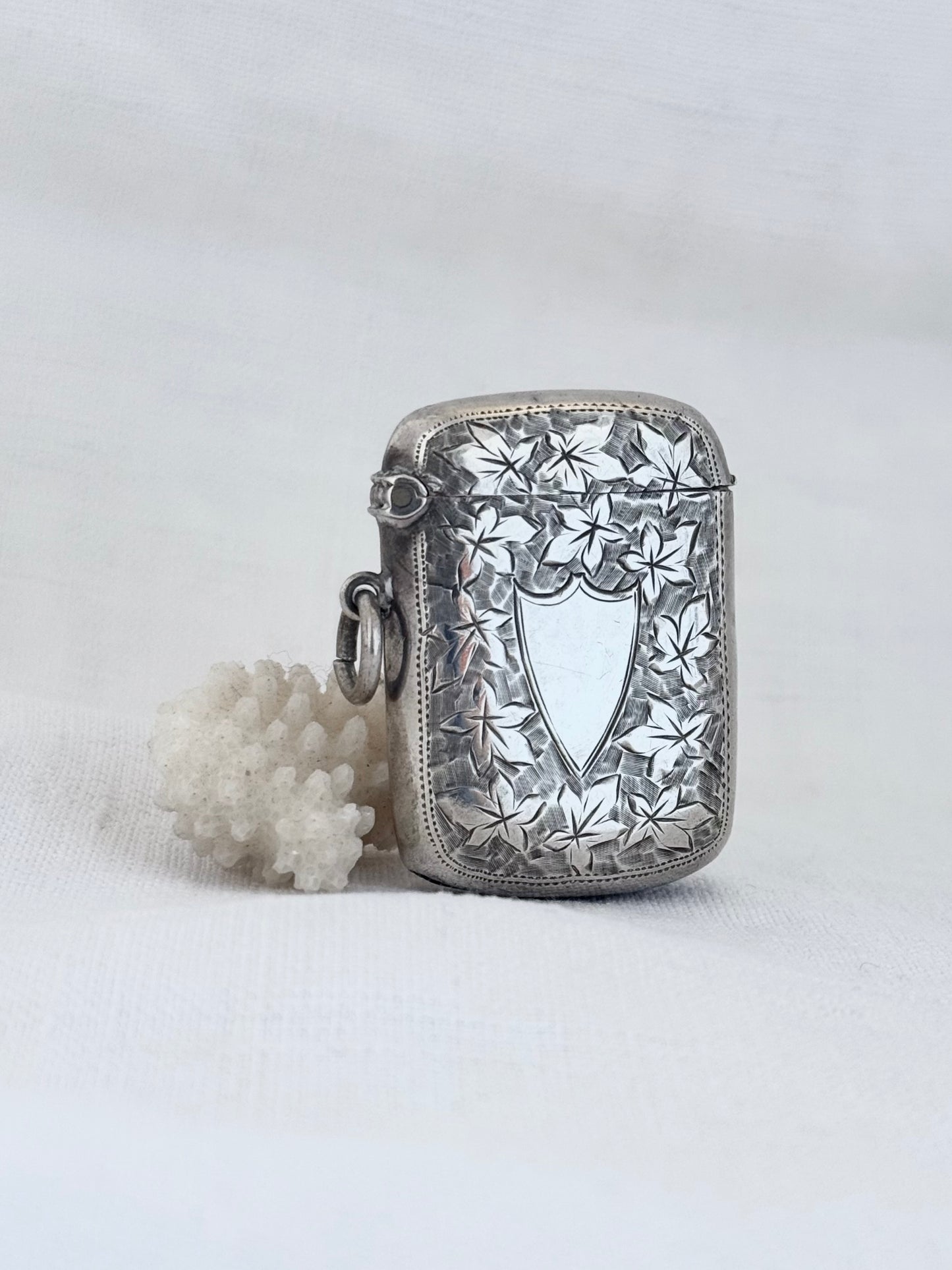 .1901 .925 antique Birmingham silver hallmarked Edwardian ivy leaf sterling silver Vesta Match case Match safe pendant locket
