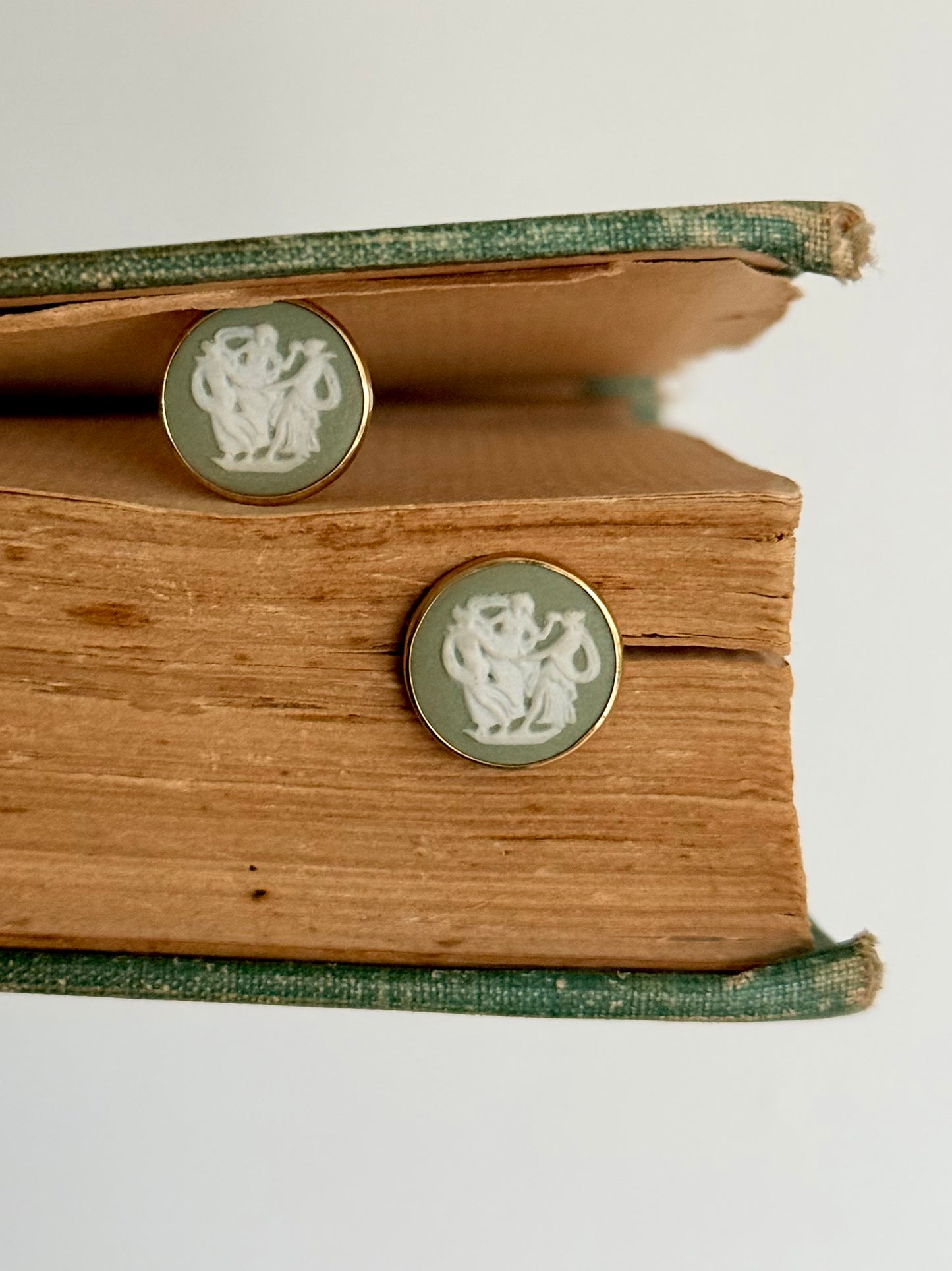 .1970s .375 .9ct gold Wedgwood green Jasperware Three Graces dancing Grecian ladies Cameo ceramic post stud earrings