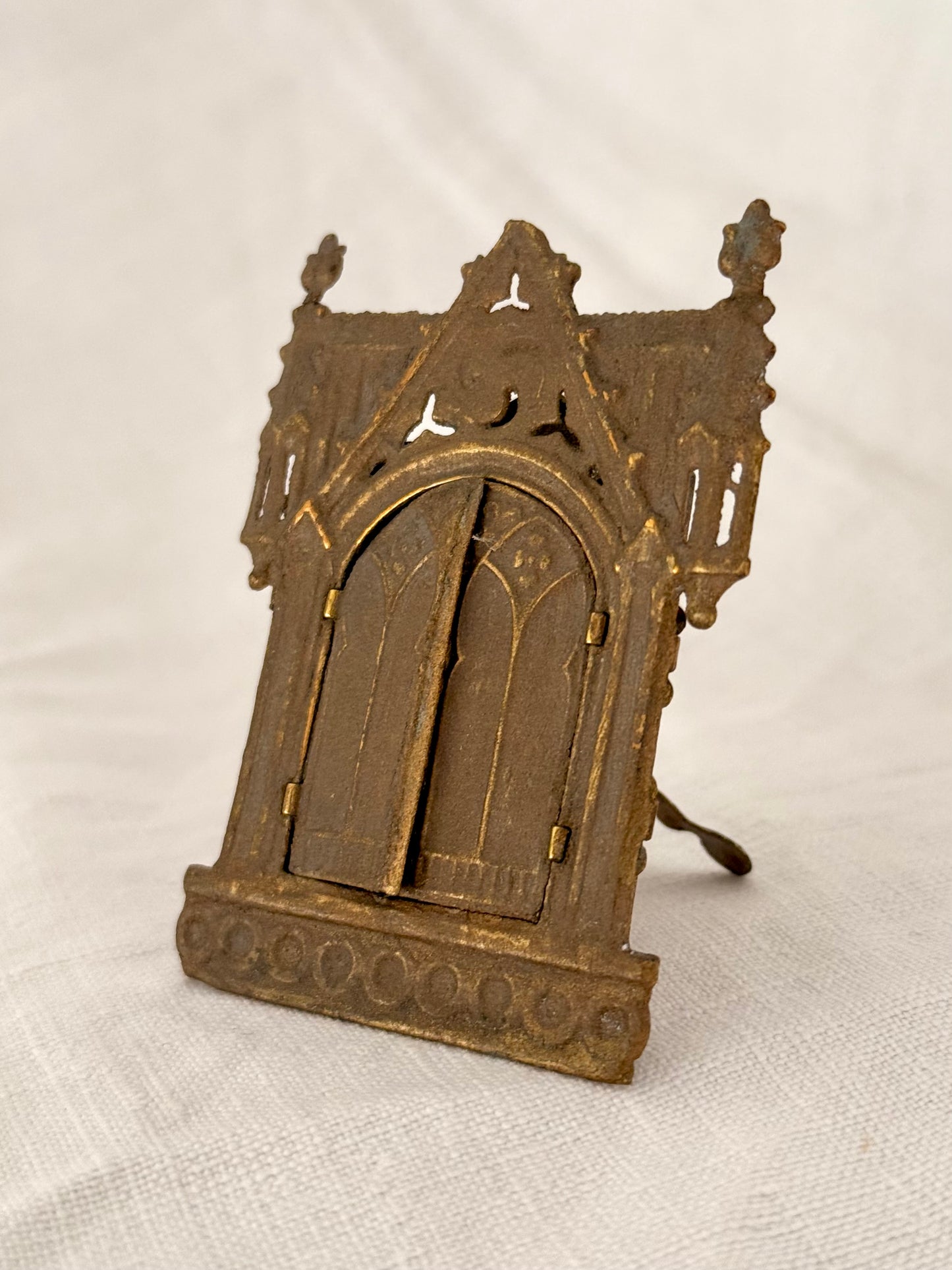 .1900s antique Catholic gold vermeil home alter triptych travelling chapel icon alter of Holy Virgin Mary