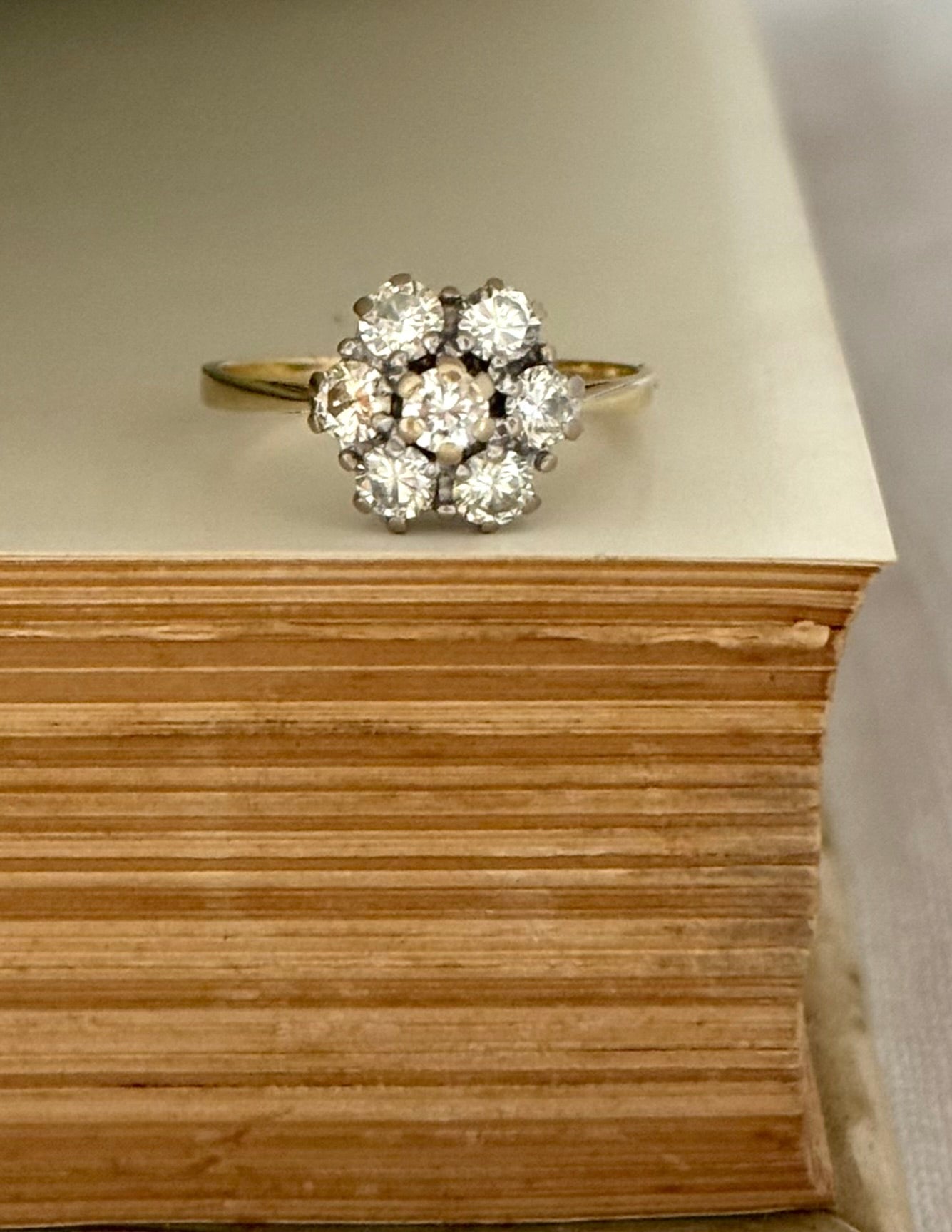 .18ct .1900s 1.00ct round brilliant antique floral cluster rosette high carat 750 yellow and white gold ring