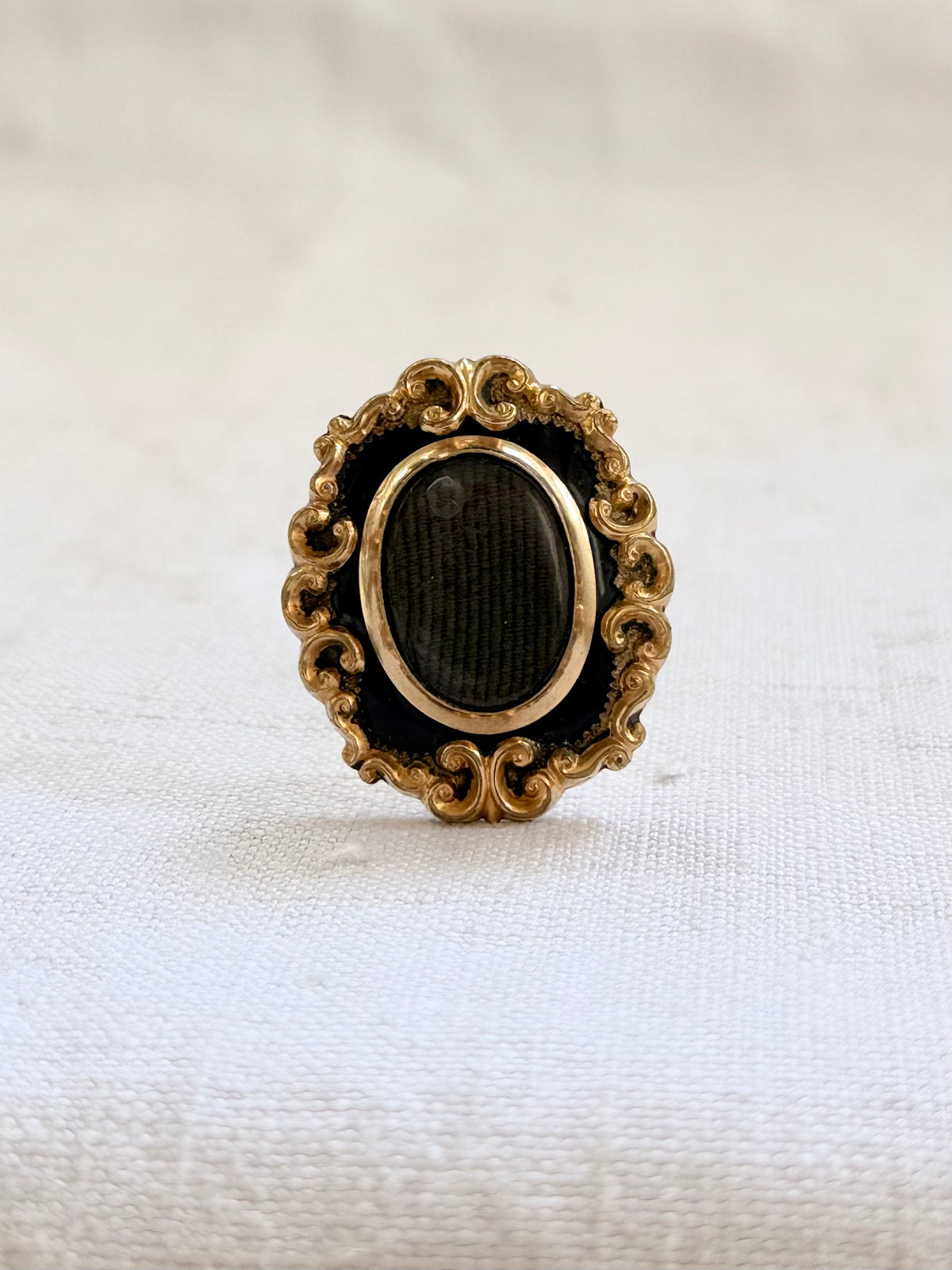 .1850s .1870s antique Victorian mourning hair work enamel heirloom brooch