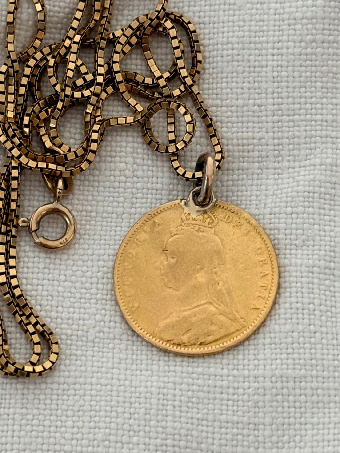 .1890 .22ct gold true antique half sovereign Victorian fine gold coin pendant