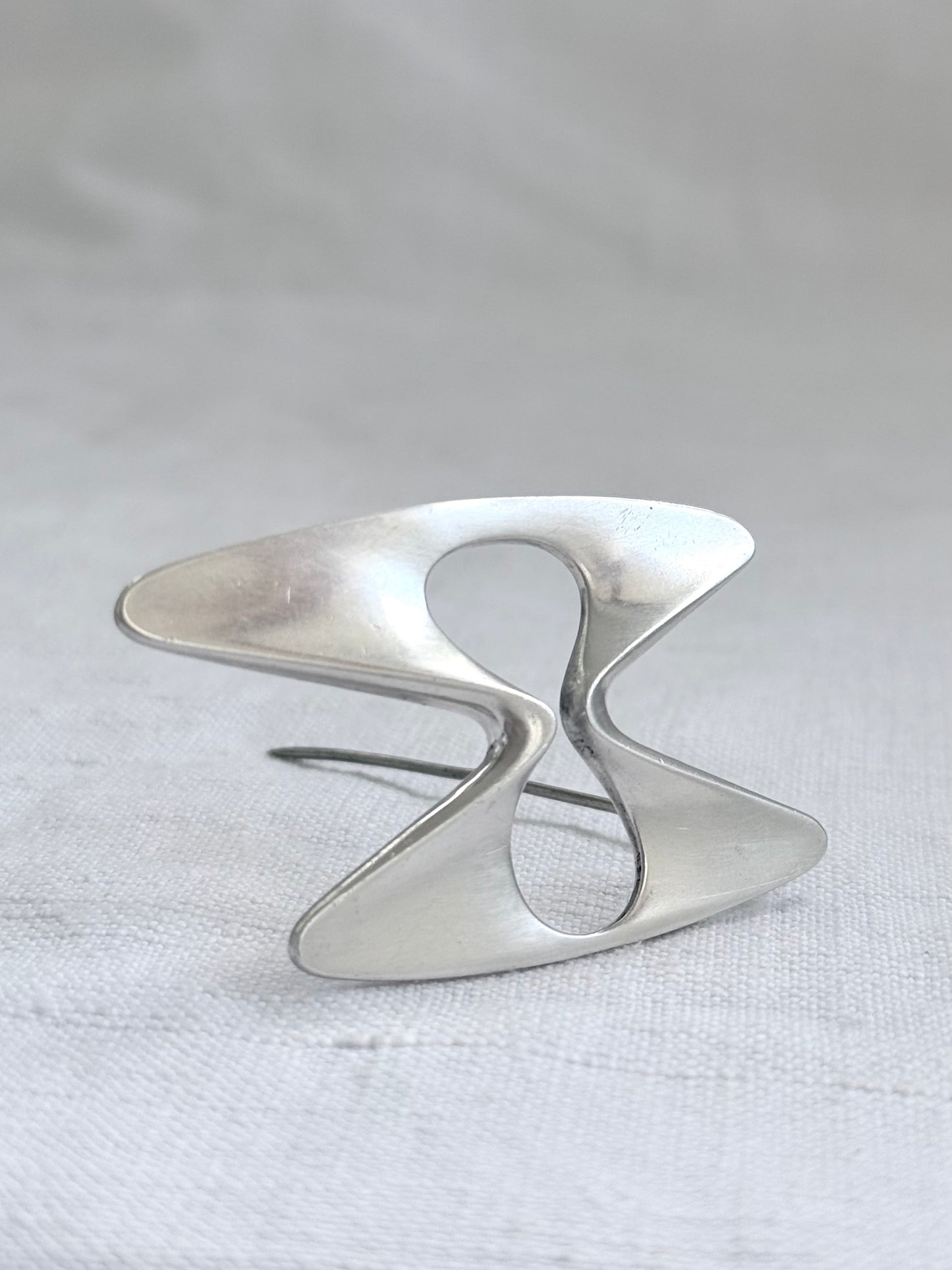 .1969 #369 .925 Georg Jensen rare Henning Koppel modernist silver collectors brooch