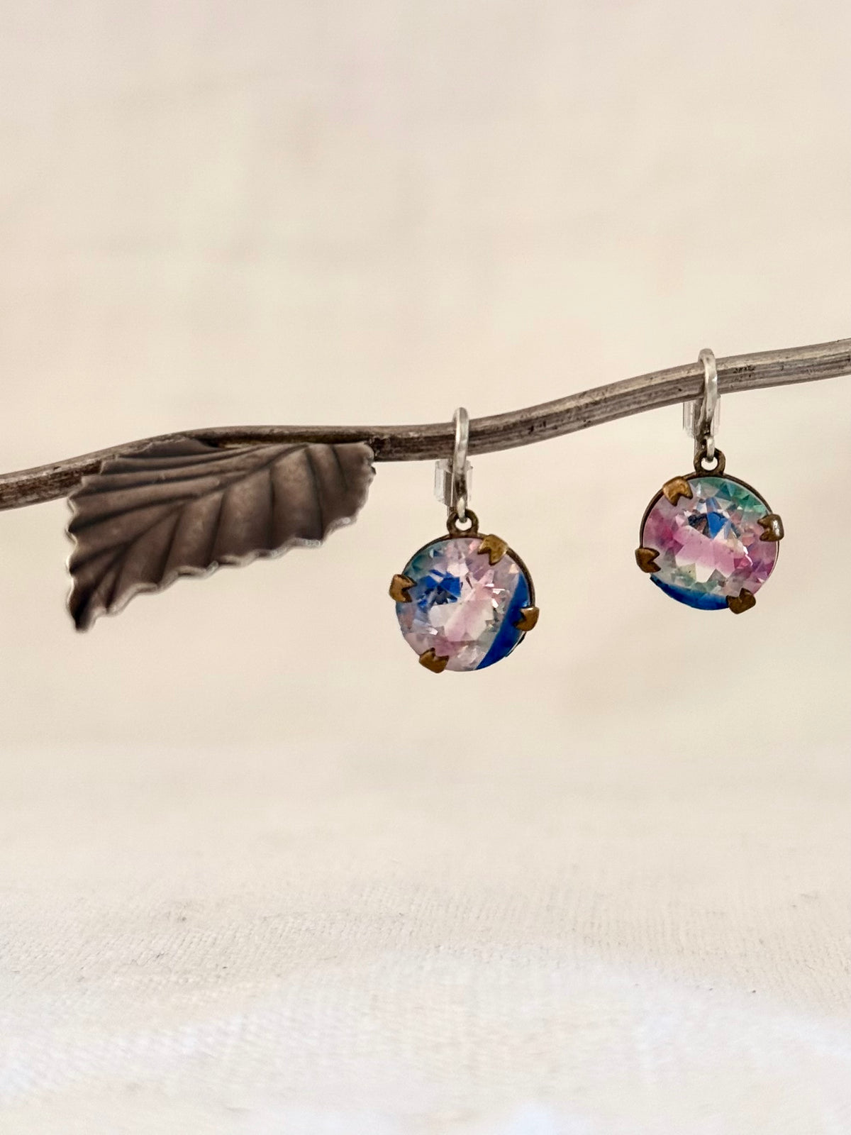 .1920s .1930s Iris Glass Riviera necklace and earring set in original presentation box