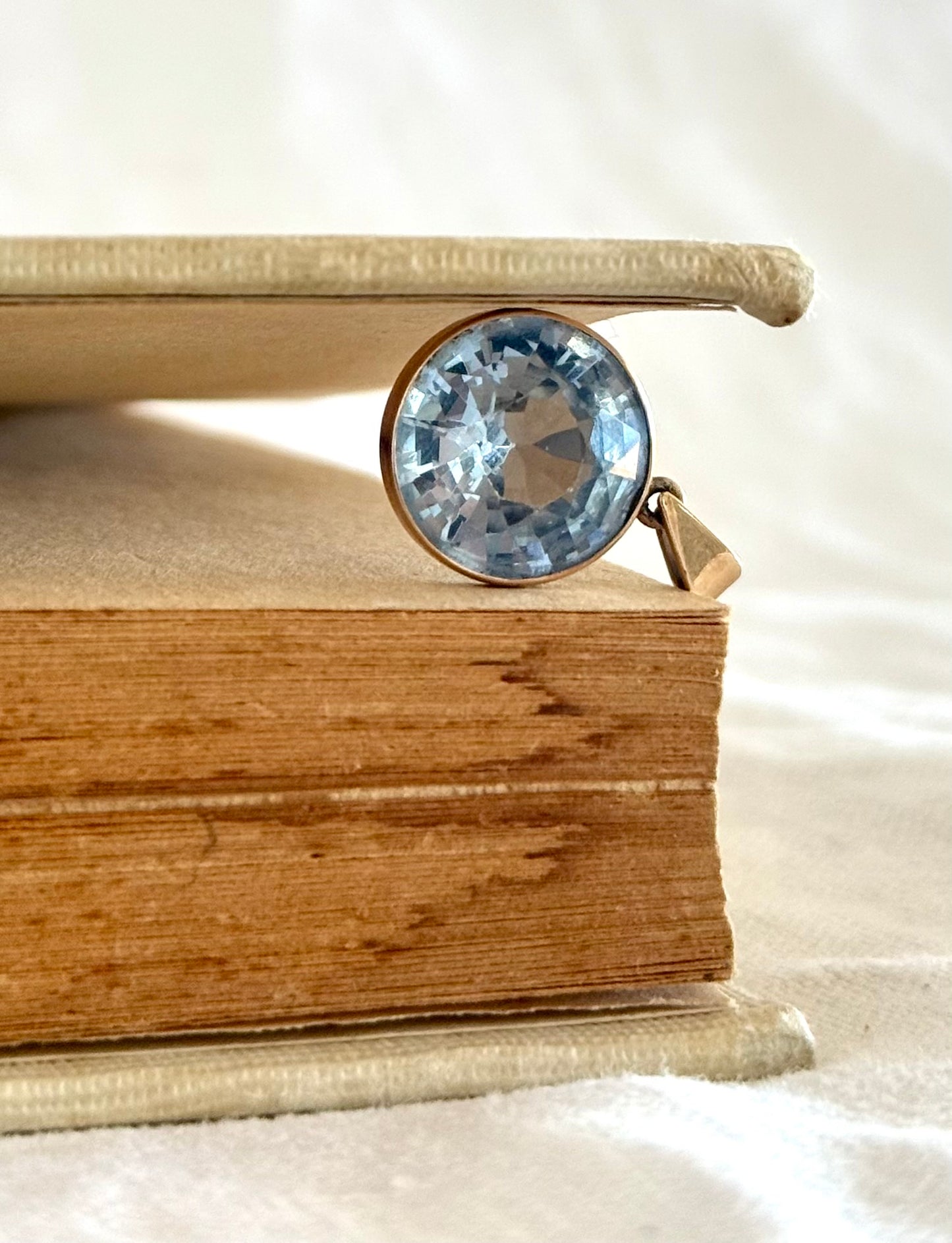 .375 6.94ct Aquamarine Bezel set modernist gold pendant