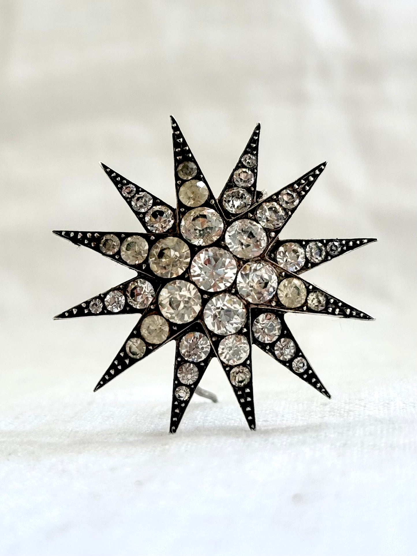 .1880s .1900s antique .900 silver Victorian Edwardian large Celestial starburst star bright hand cut paste gemstone true antique celestial star brooch