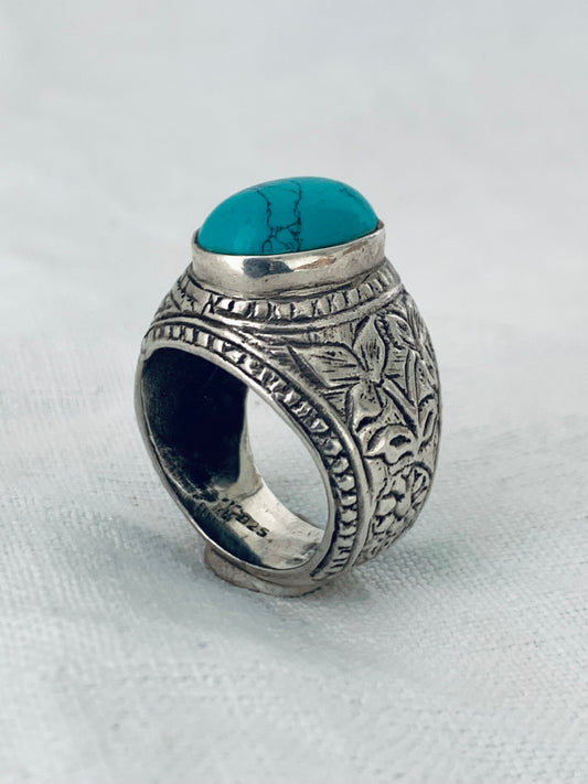 925 Asian beautiful Sterling silver Turquoise Howlite signet floral statement ring