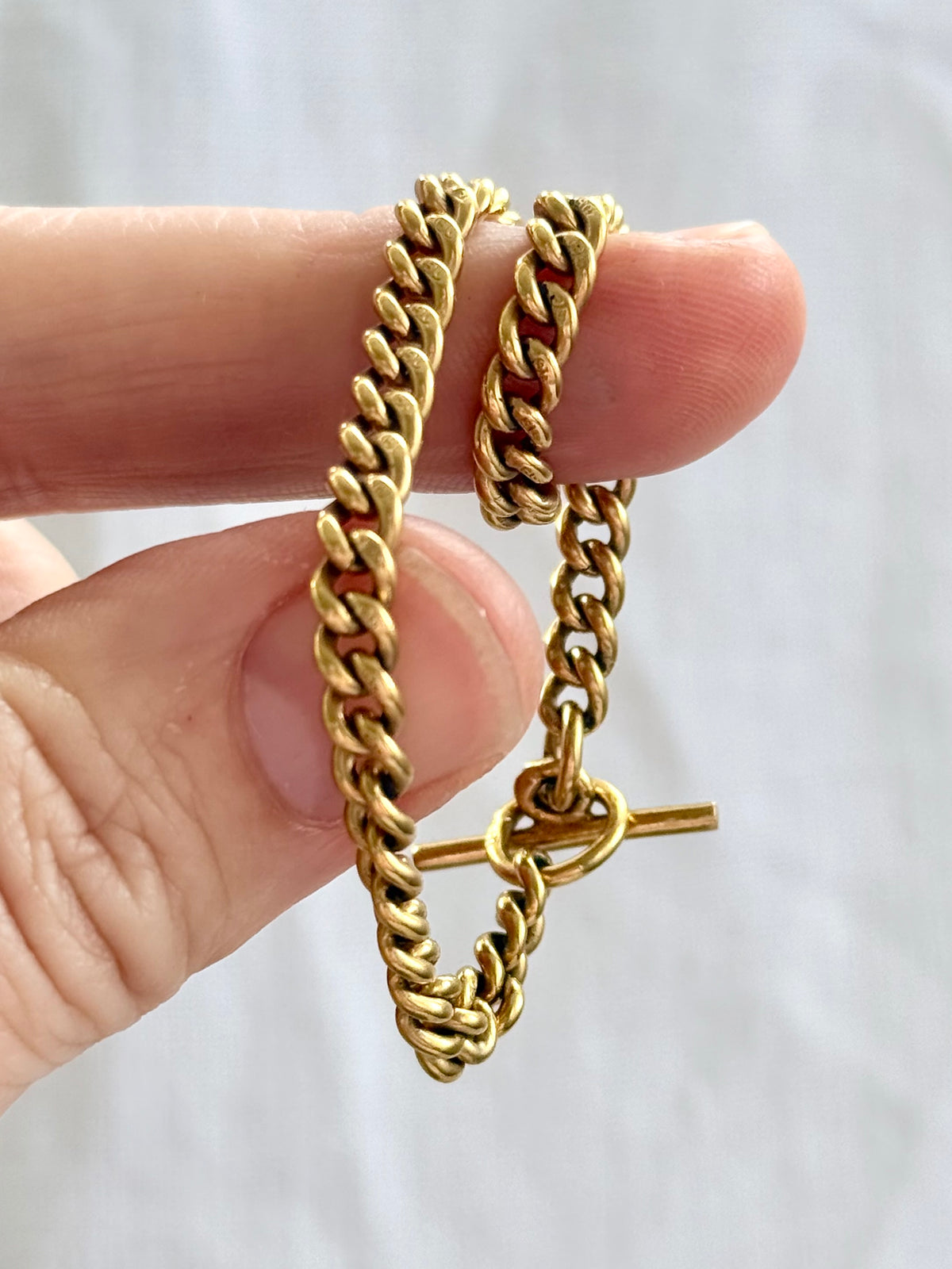 .1900 .375 antique solid .9ct rich yellow gold hallmarked Edwardian antique buttery yellow solid gold curb chain t-bar toggle fob extension chain curb chain bracelet
