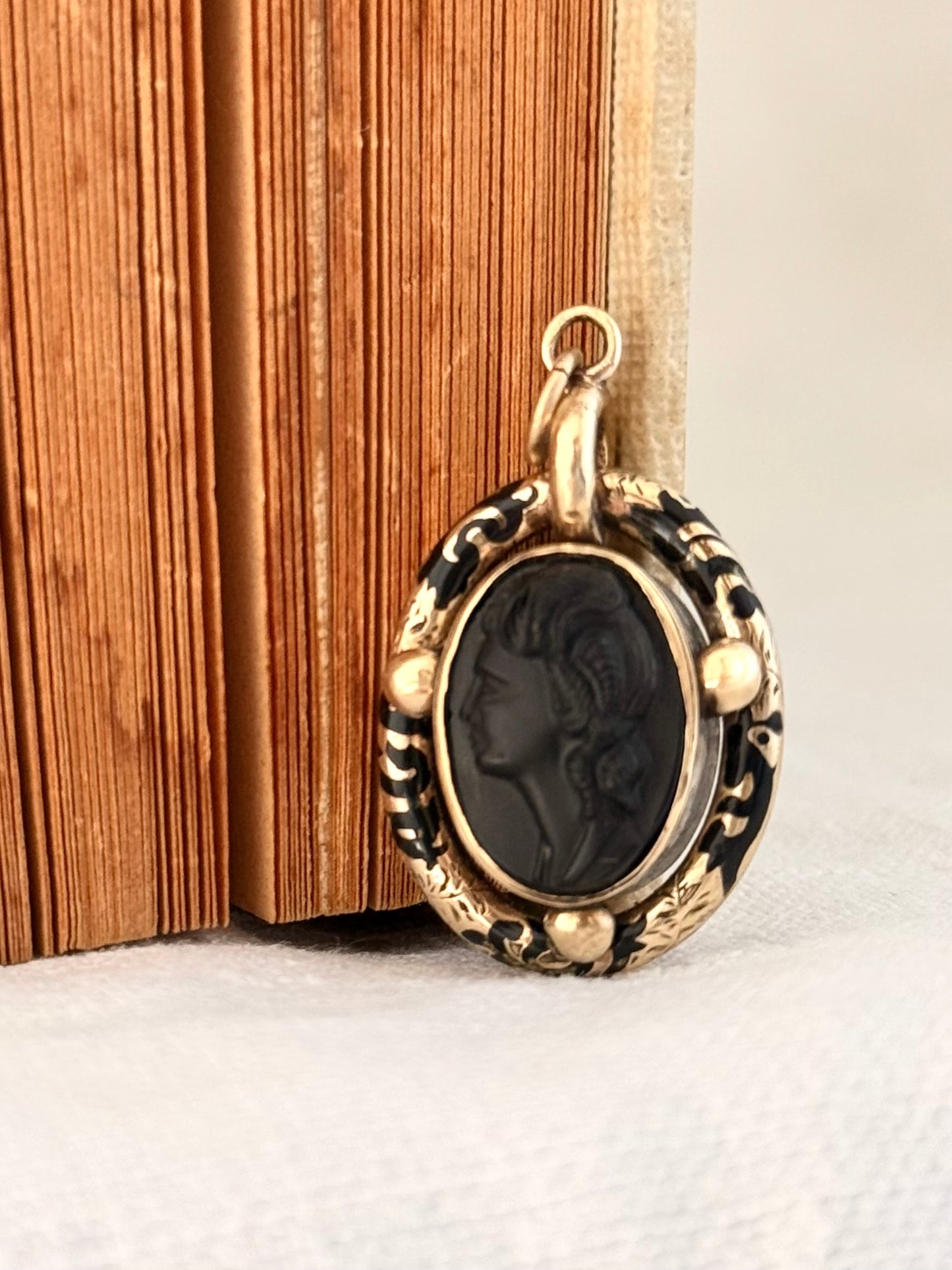 .1800s 1850s .375 .9ct antique Victorian gold and enamel French Jet and Shell carved Cameo pendant