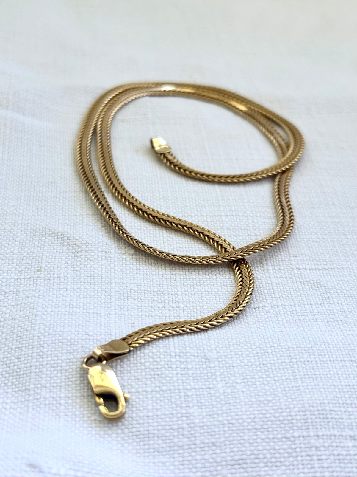 .1980s .1990s .375 .9ct gold classic solid flat snake chain tight link modernist yellow gold classic snake chain necklace