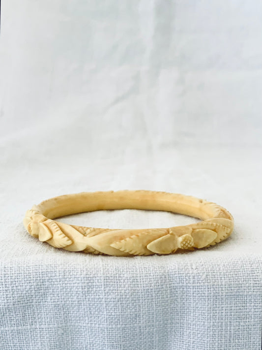 1900s Arts & Crafts antique pre ban ivory bone hand carved Victorian revival Edwardian era floral ivory stack bangle