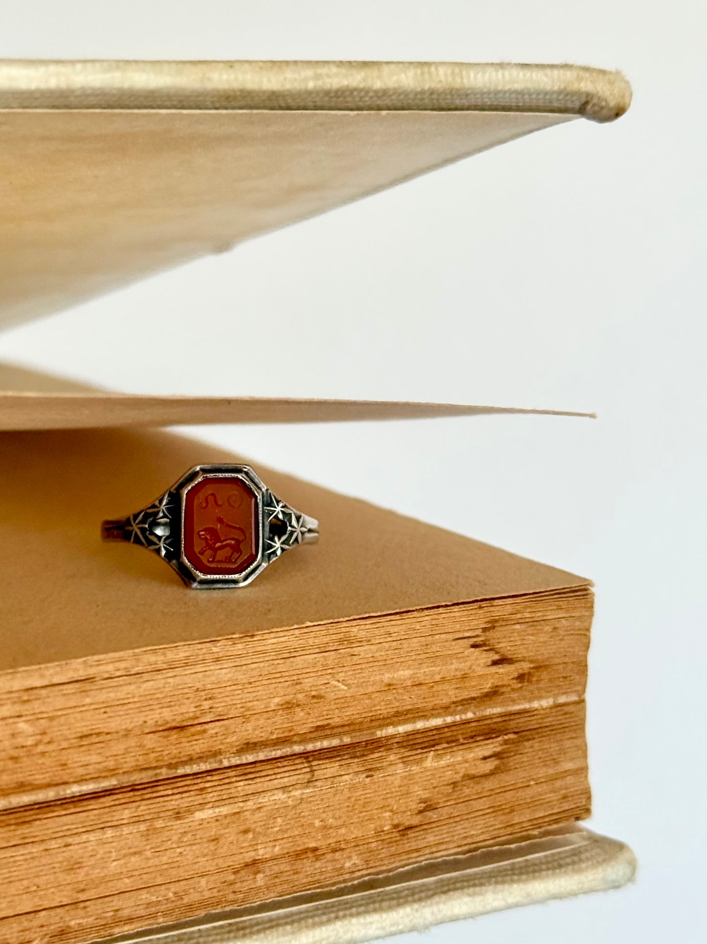 .1910s .1920s .935 Art Deco style Carnelian intaglio Leo Lion signet seal Zodiac Star Sign token ring.