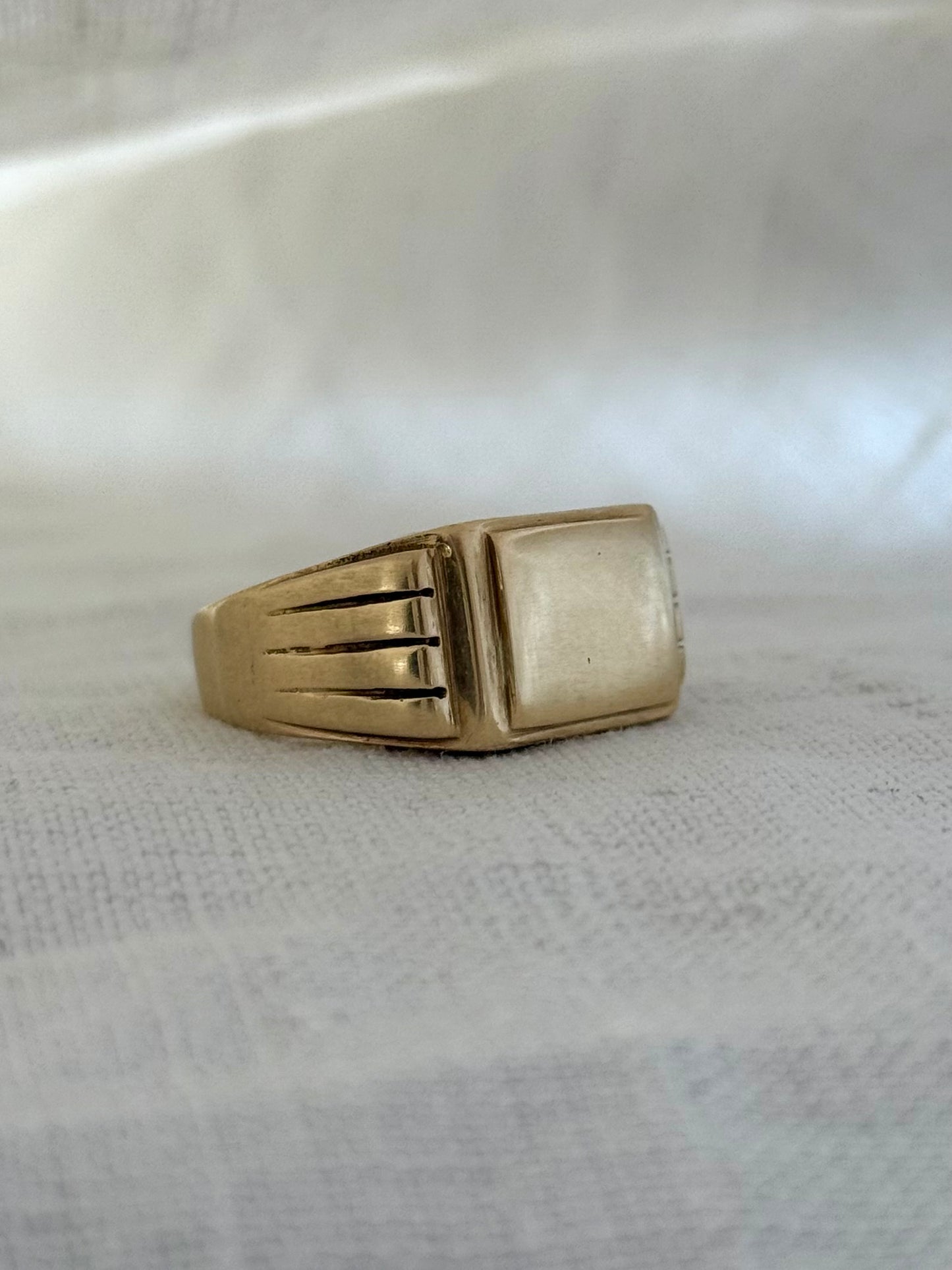 .1950s .1960s .375 .9ct architectural magnificent yellow gold mid century modern solid gold signet seal gold heirloom ring