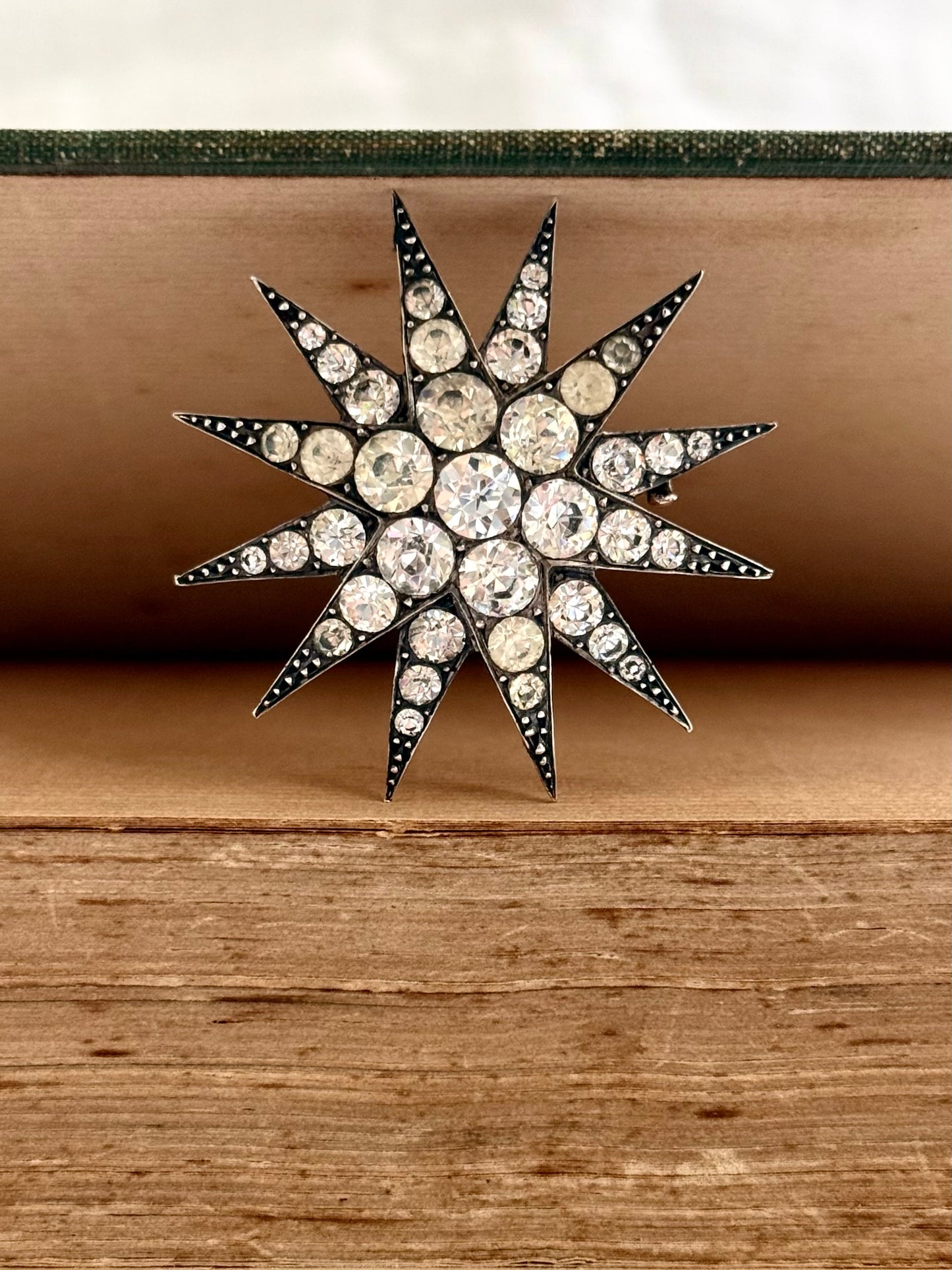 .1880s .1900s antique .900 silver Victorian Edwardian large Celestial starburst star bright hand cut paste gemstone true antique celestial star brooch