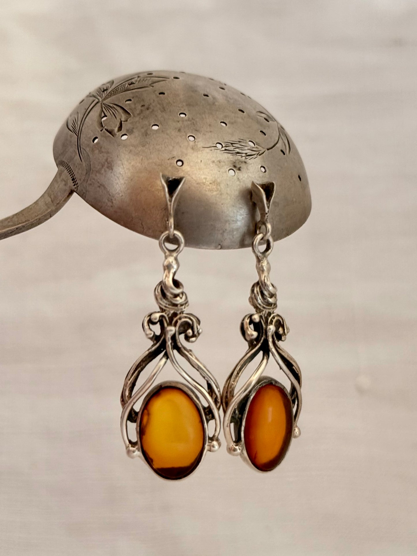 .925 Baltic Amber gemstone romantic antique revival sterling silver drop dangle earrings