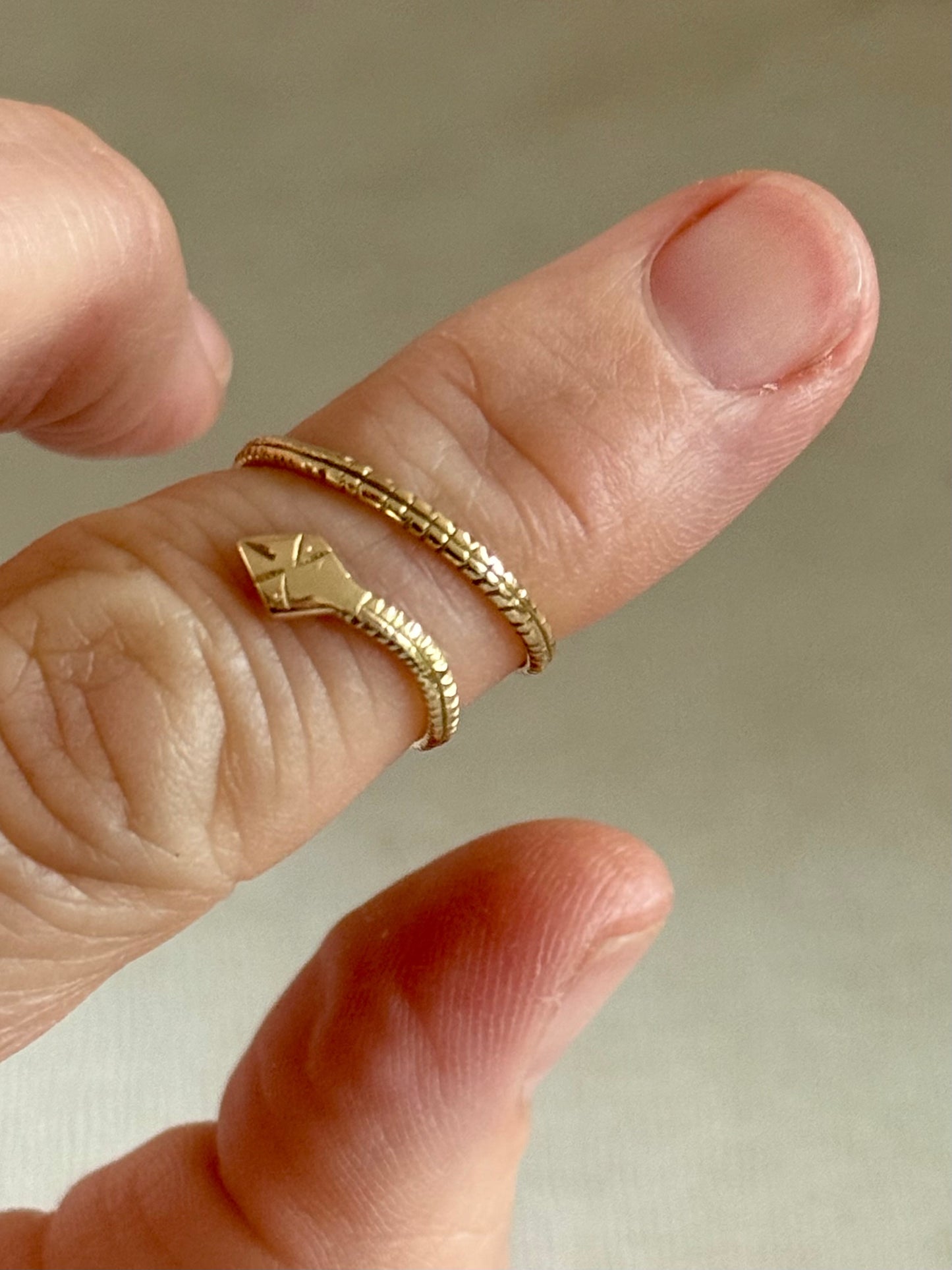 .1910s .1920s .20ct .833ct Arts & Crafts hand made high carat gold coiled serpent snake ring