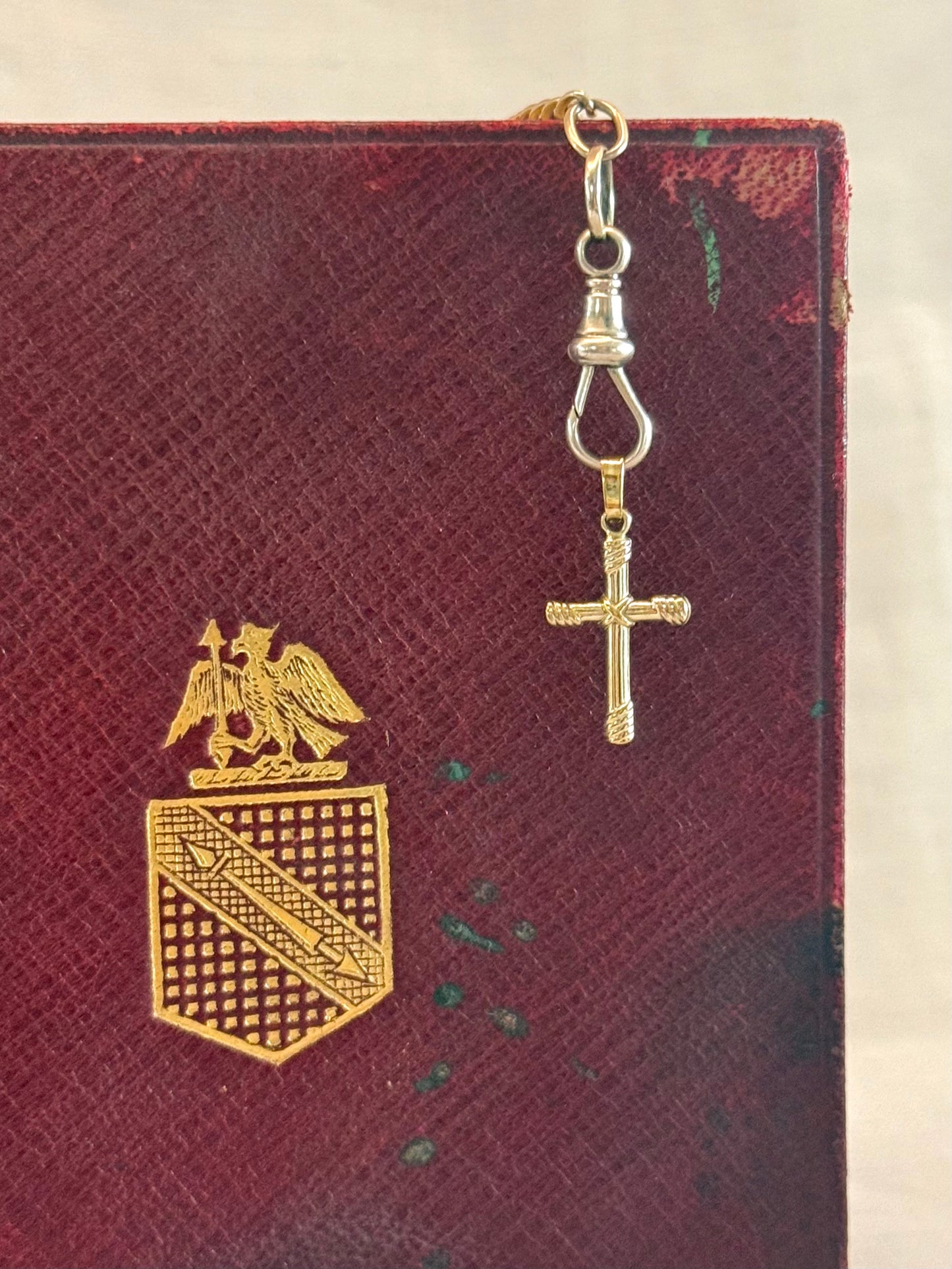 .375 cross pendant 9ct yellow gold faith token pendant