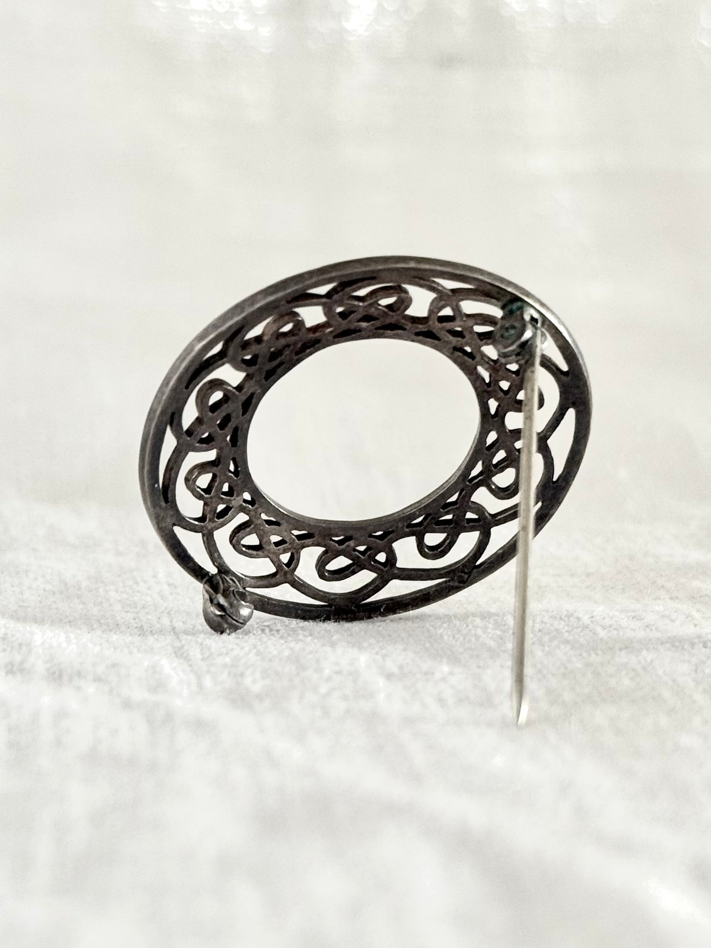 .1950 .925 silver Celtic Edinburgh hallmark circle target brooch