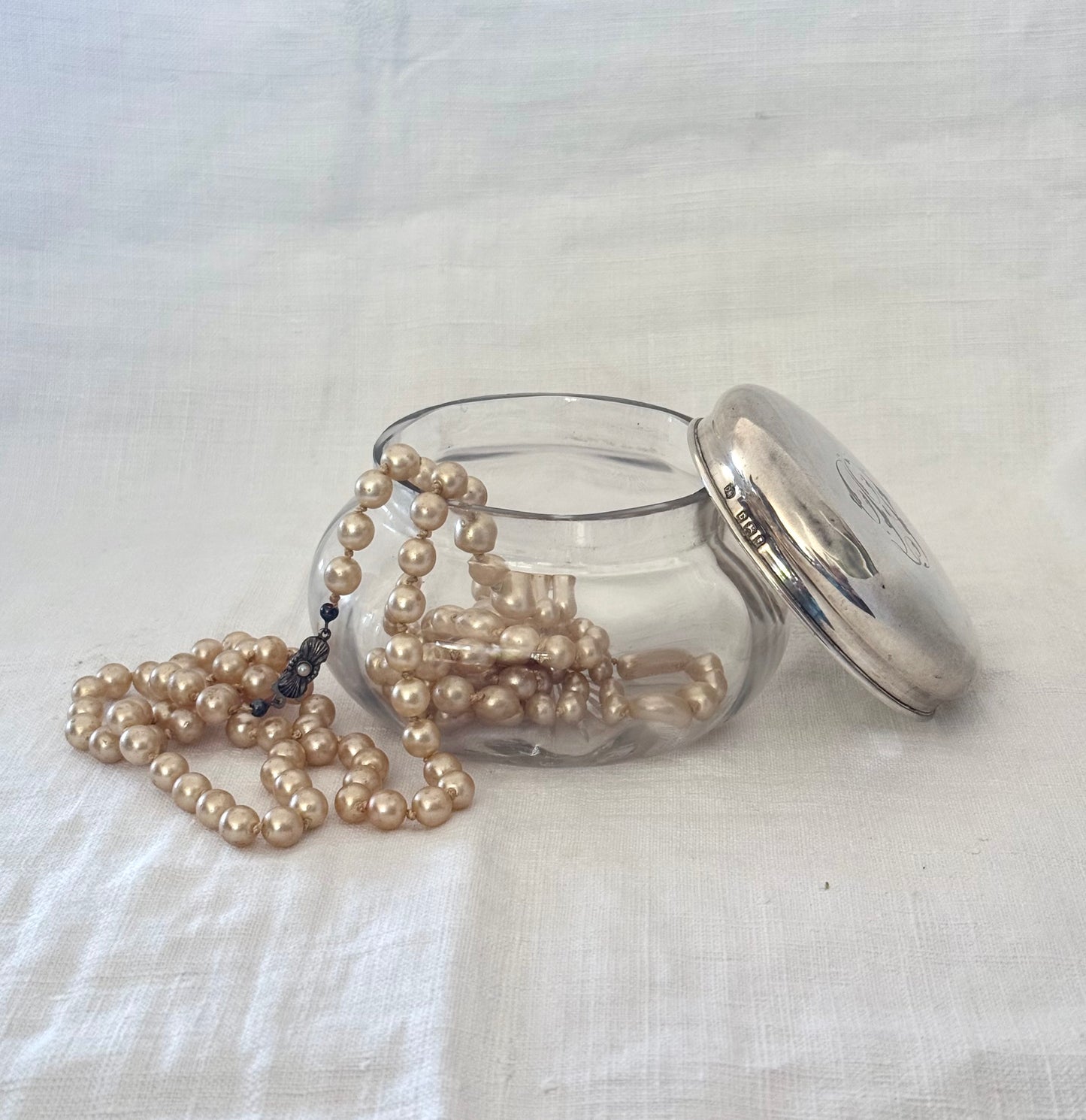 .1918 .925 antique Art Deco George V round bubble glass sterling silver lidded vanity powder bowl jar