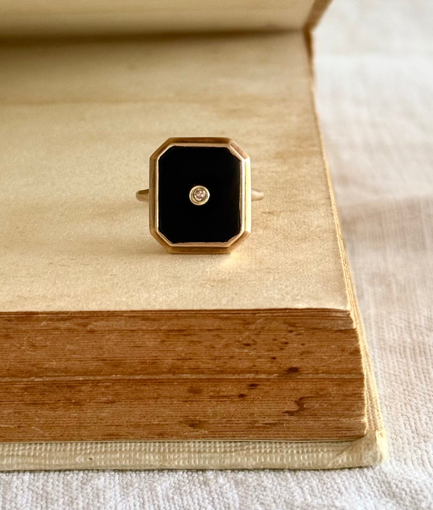 .18ct .1920s .1930s .750 Art Deco Diamond and black Onyx panel yellow gold Birmingham 1934 buttery gold signet panel ring