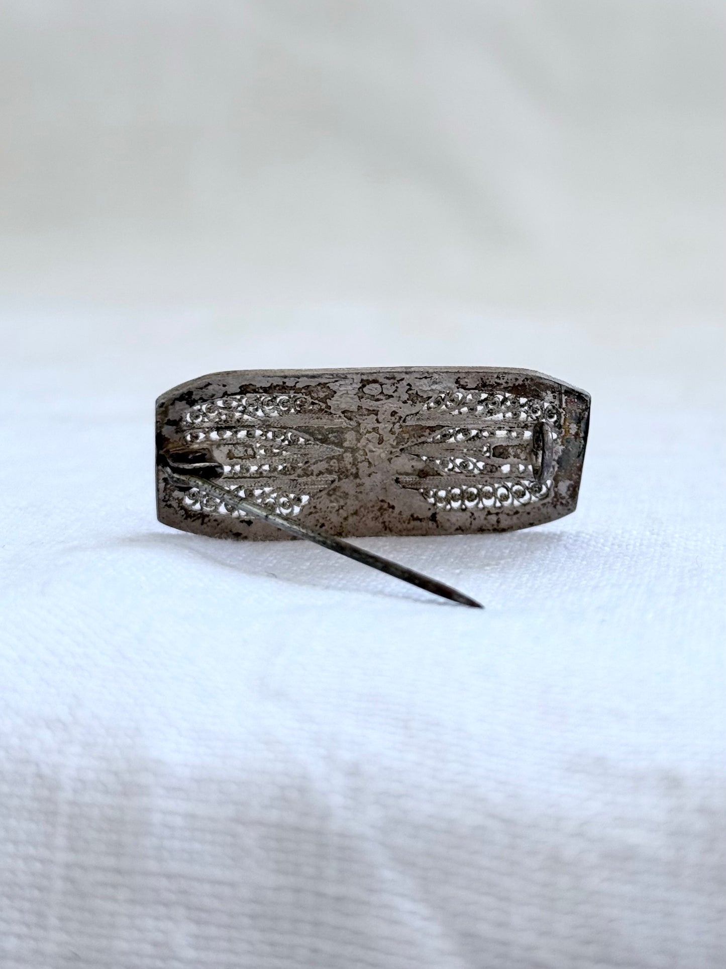 .1920s .1930s Art Deco era Portuguese Enamel and fine silver filigree flower rectangular sweetheart brooch