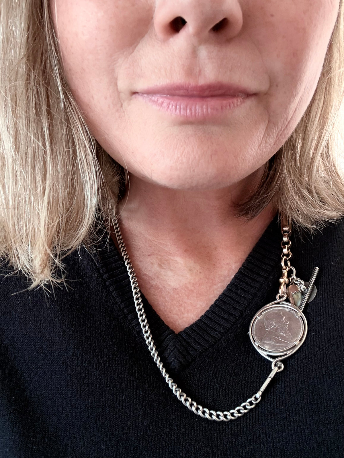 .1896 .2 shilling .925 antique ZAR South African large silver 2 Shilling collectors coin pendant brooch