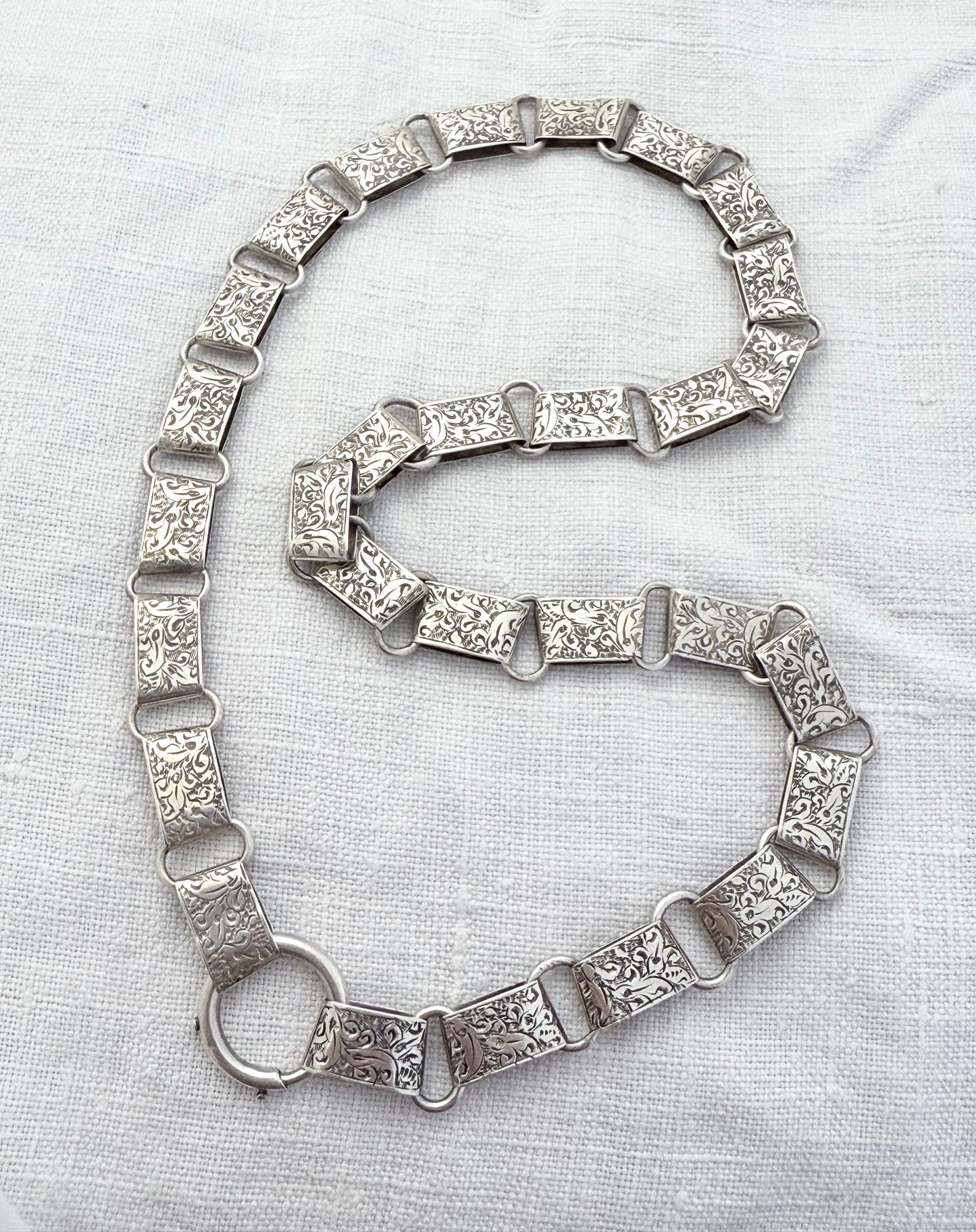 .925 1880s 1890s antique Victorian era rare and beautiful sterling silver hand engraved book chain collar necklace