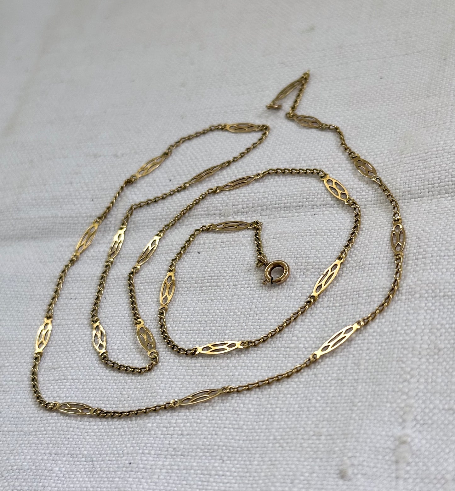 375 .58cm long .9ct gold delicious fancy navette form and curb link gold chain necklace