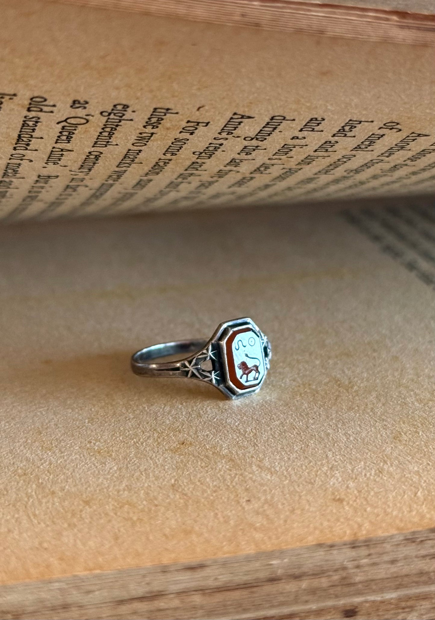 .1910s .1920s .935 Art Deco style Carnelian intaglio Leo Lion signet seal Zodiac Star Sign token ring.