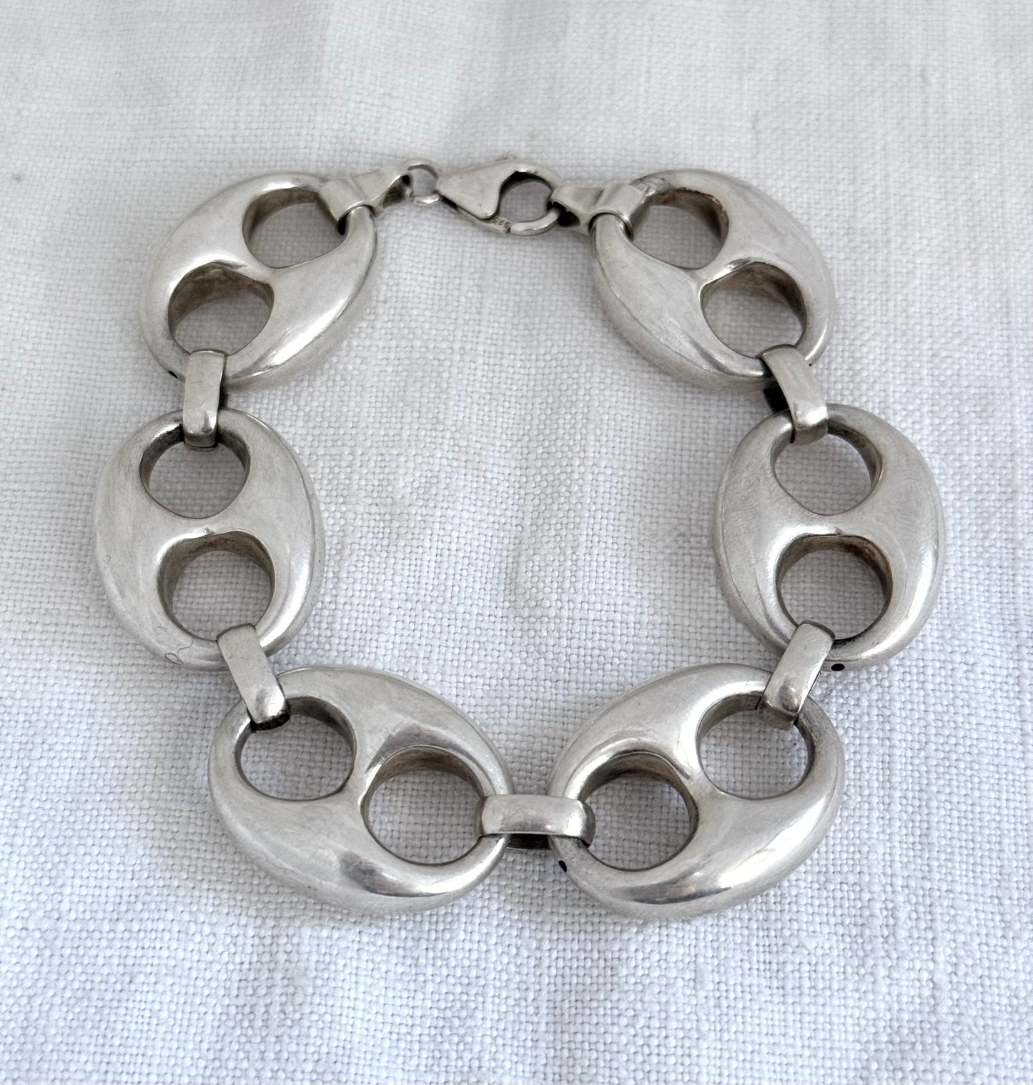 .1980s .1990s .925 oversized super chunky highly desired puffy gucci link mariners link sterling silver fancy modernist super sized bracelet