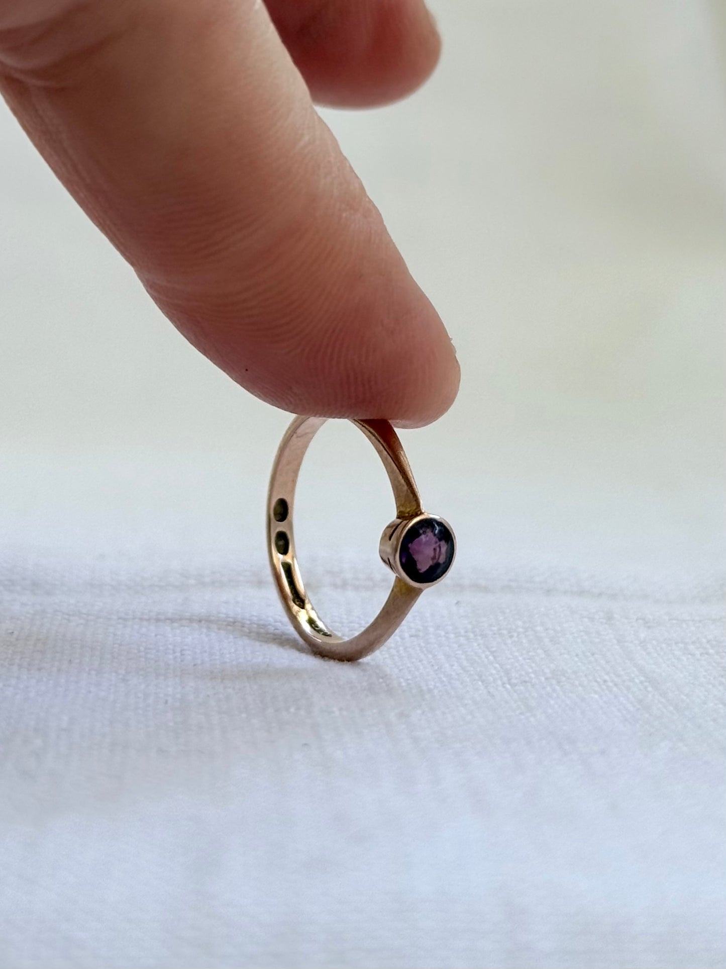 .1926 .375 .9ct Rose Gold Amethyst Art Deco era Antique dress ring