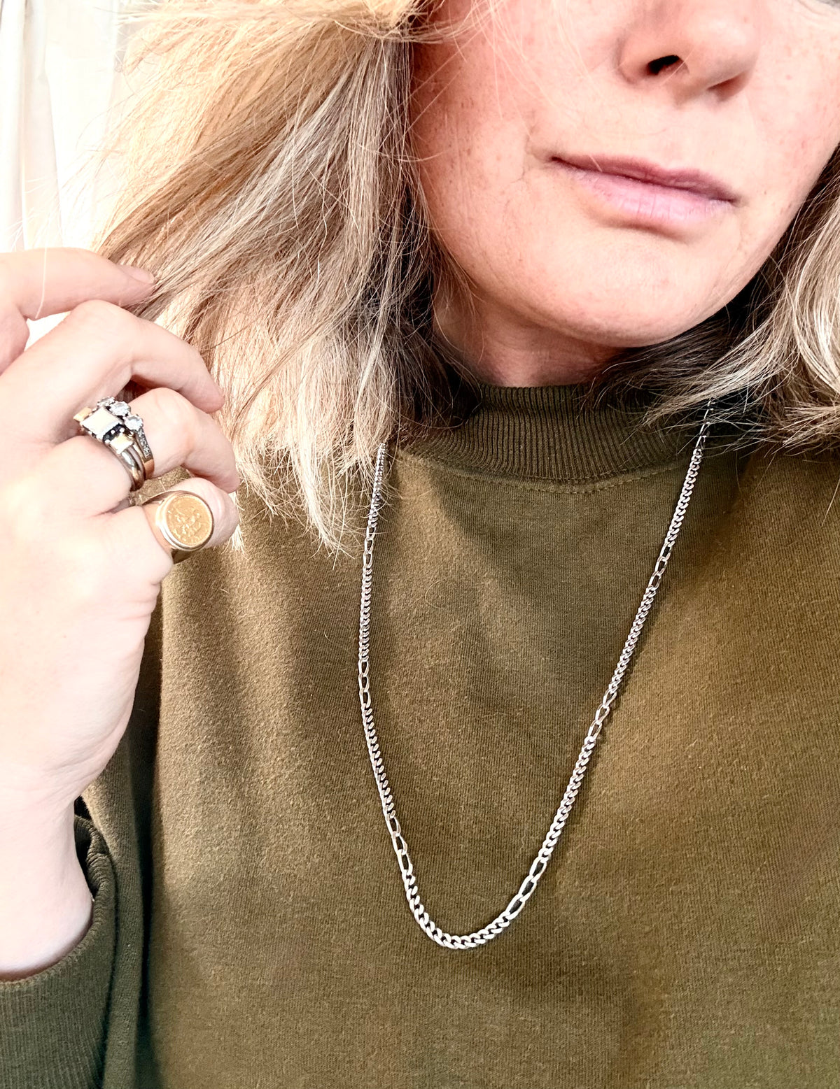 .1970s .925 .71cm long retro perfect sterling silver flat curb chain Figaro chain modernist chain link long retro perfect necklace