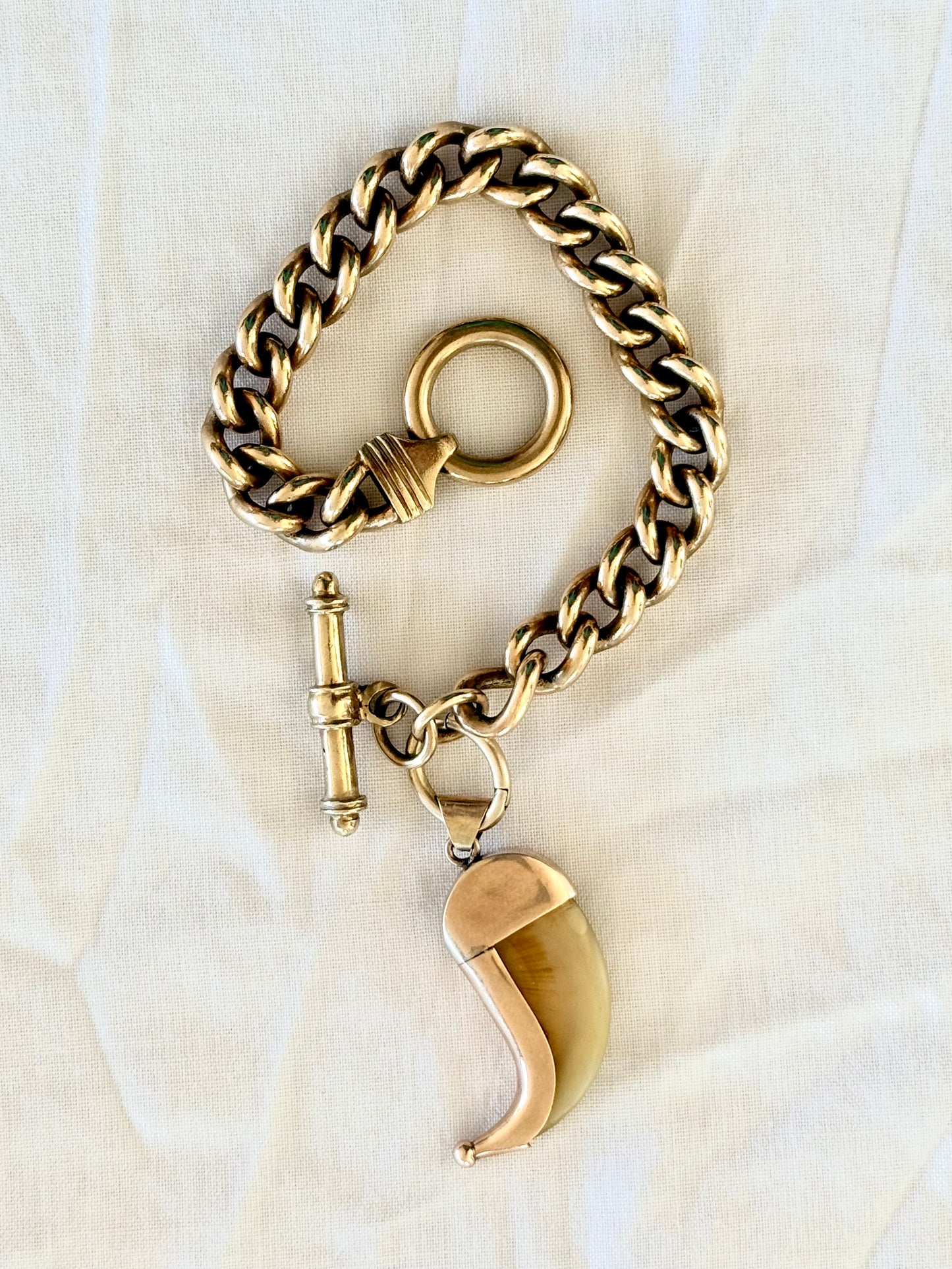 .375 .9ct yellow gold modernist chunky gold solid and heavy gold wide link t-bar toggle chunky fob chain curb bracelet