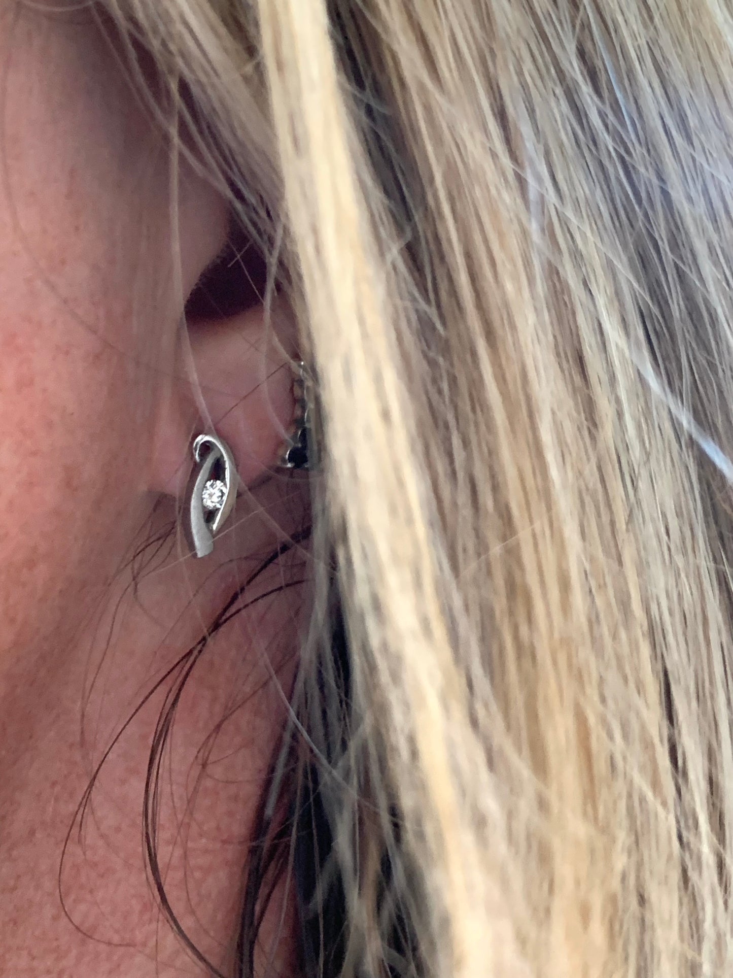 375 0.1ct Diamond and white 9ct gold fancy eye of horus diamond post stud push in earrings