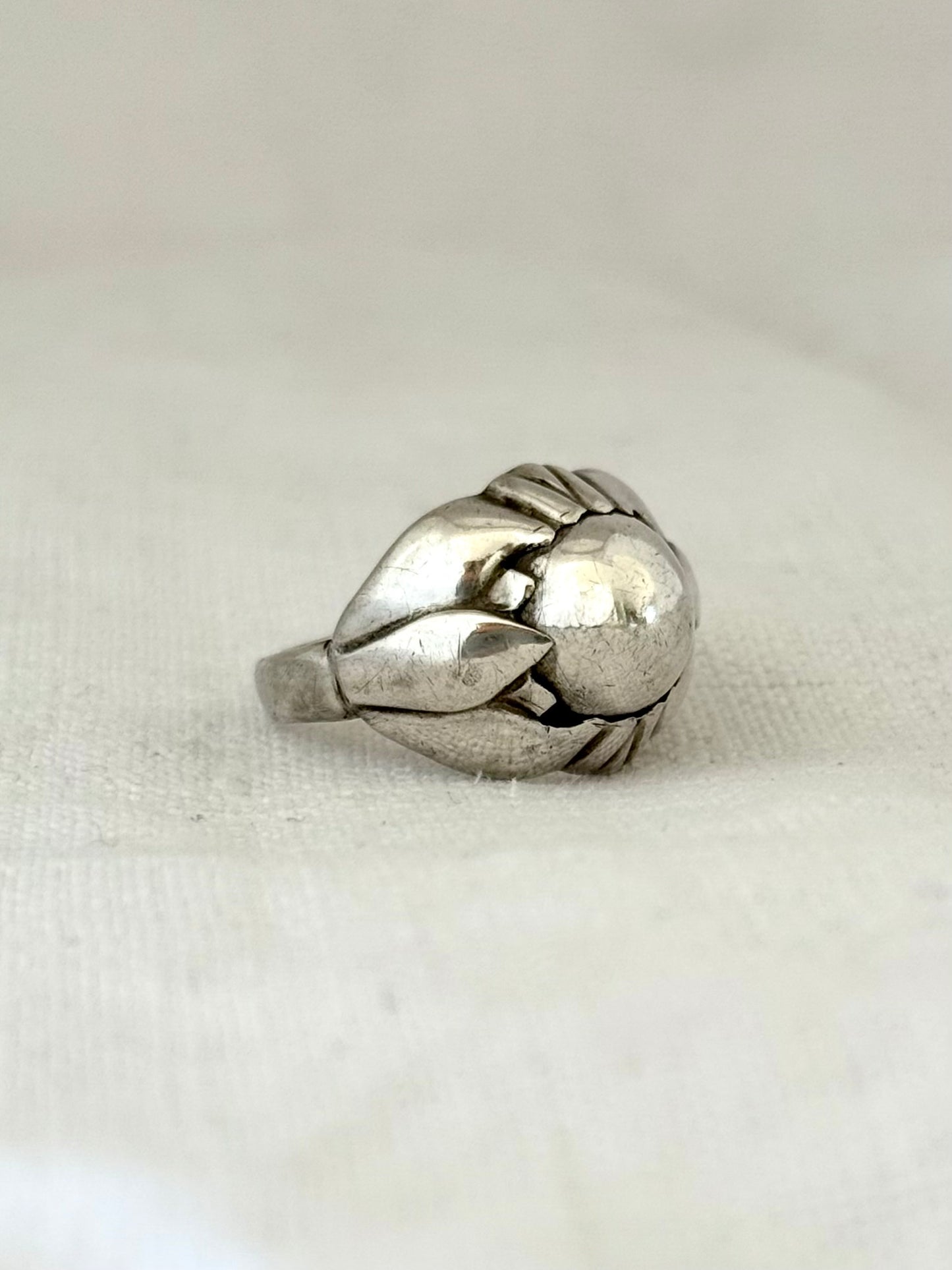 .1933 .1944 #59 .925 Georg Jensen rare modernist silver stone ball designer collectors ring