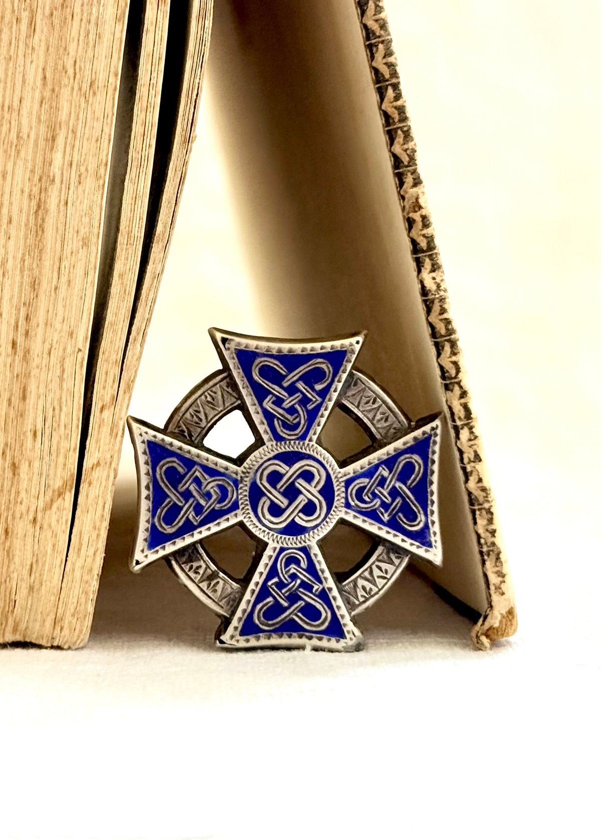 .1850s .1860s .925 Celtic Scottish Irish Victorian sterling silver enamel Celtic lovers Knot Cross symbolic brooch