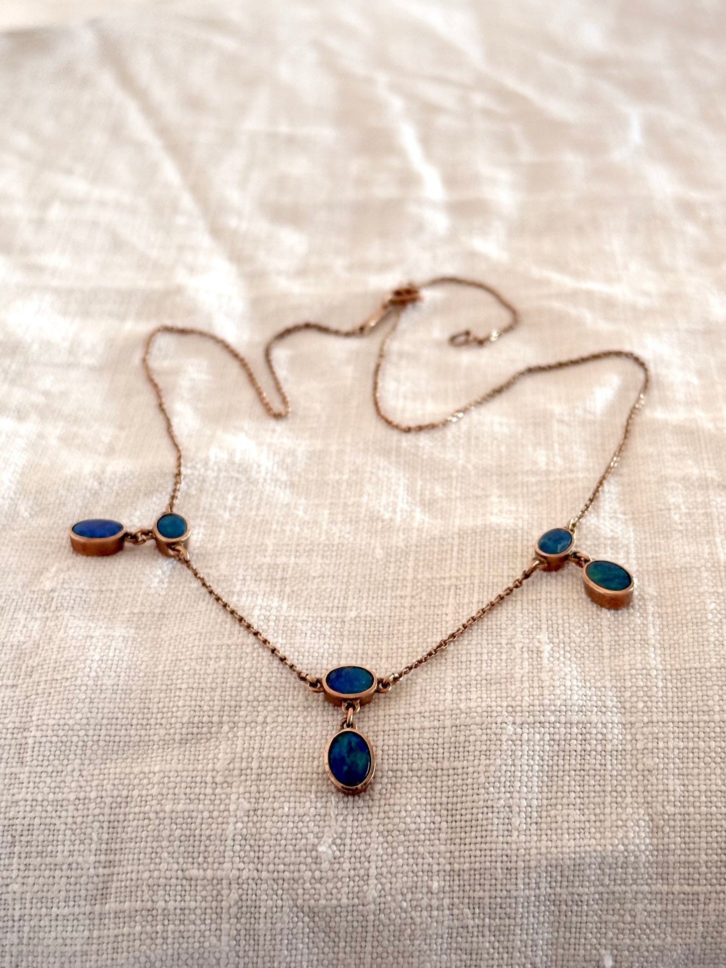 .1917 .375 .9ct Antique Art Nouveau 9ct rose gold Lariat Riviera Natural black Australian boulder Opal elegant drop dangle necklace