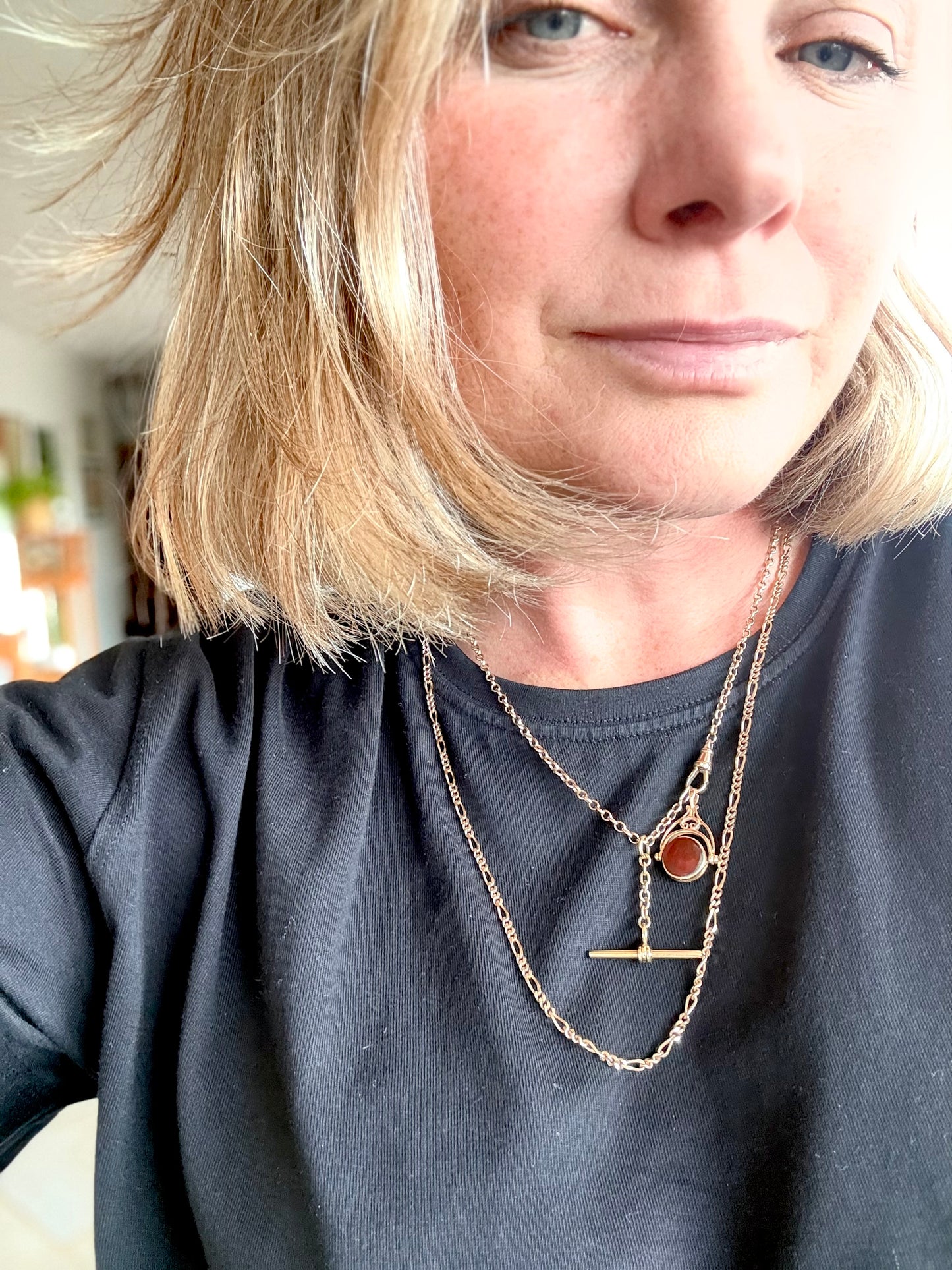 .1970s .375 .60cm long .9ct gold buttery gold retro Figaro gold chain classic well sized Figaro chain link necklace