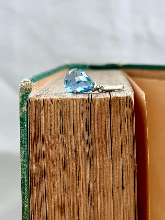 .925 Italian Giorgio Martello of Milano Italy blue teardrop crystal charm faceted briolette aqua blue clip on dangle