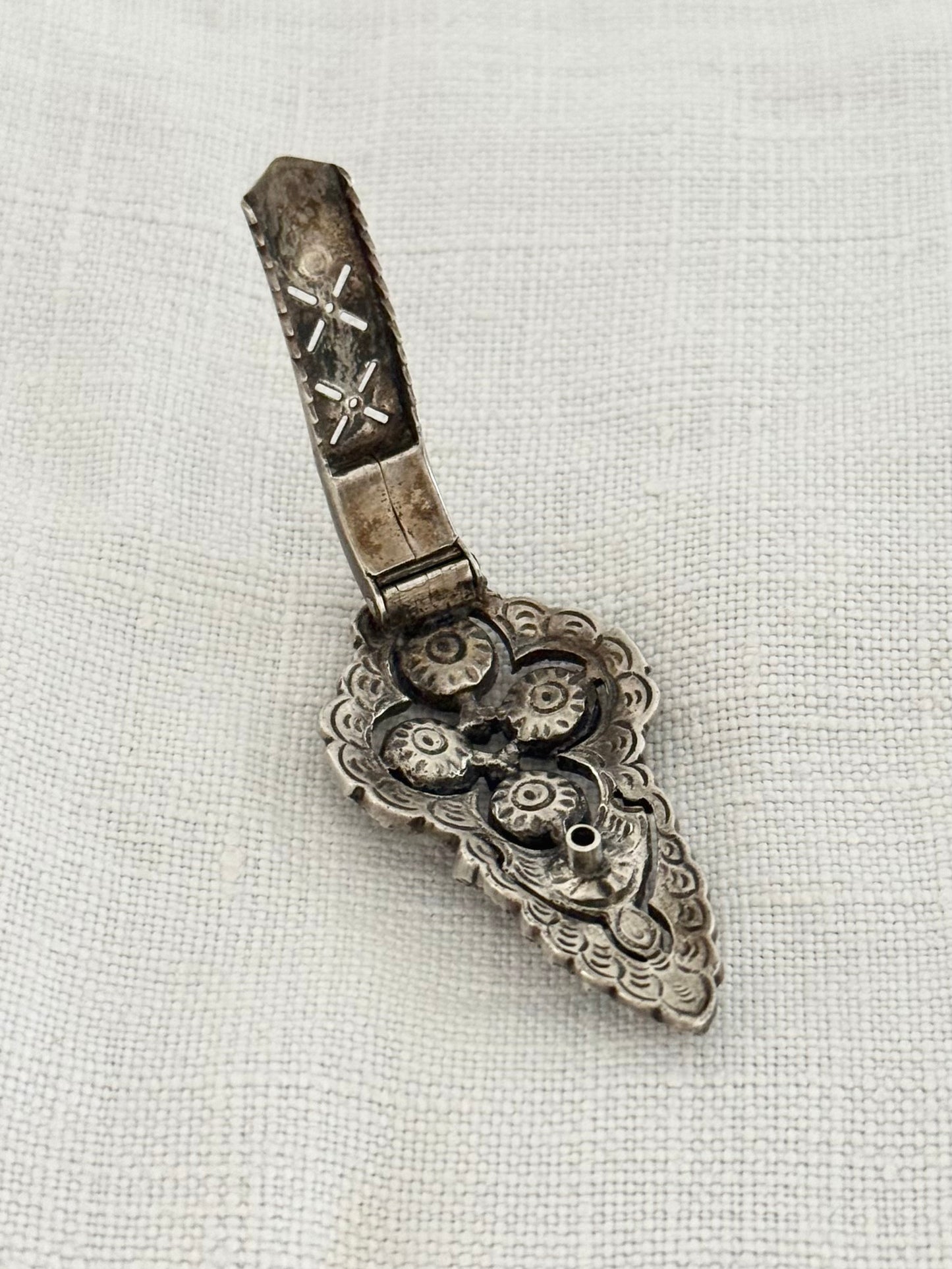 .1920s .1930s .935 antique Art Deco French silver diamond paste gemstone clip dress clasp lapel collar brooch pendant