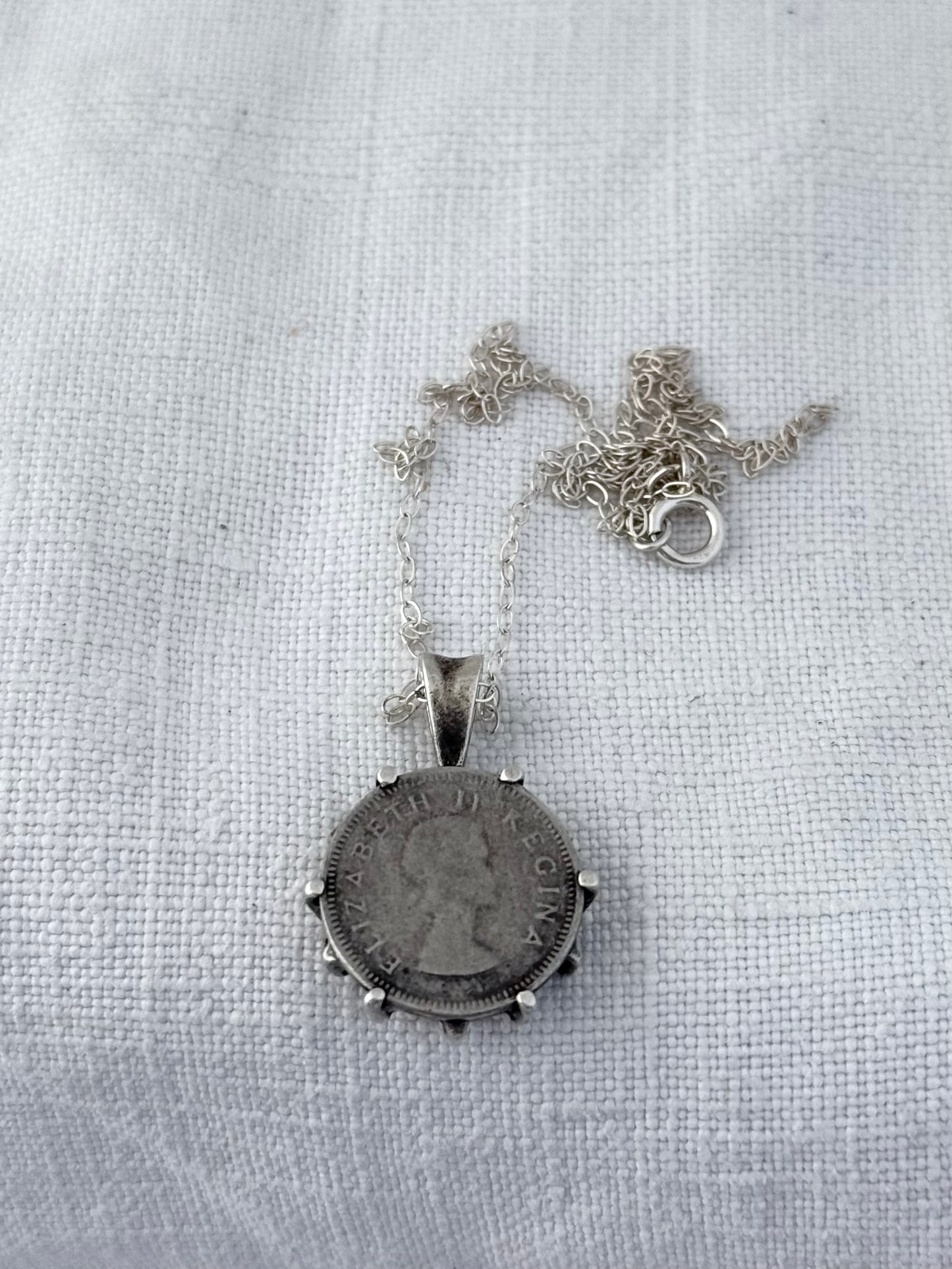 .1954 .3 pence .500 silver Queen Elizabeth II South African coin pendant set in .925 silver on silver chain necklace