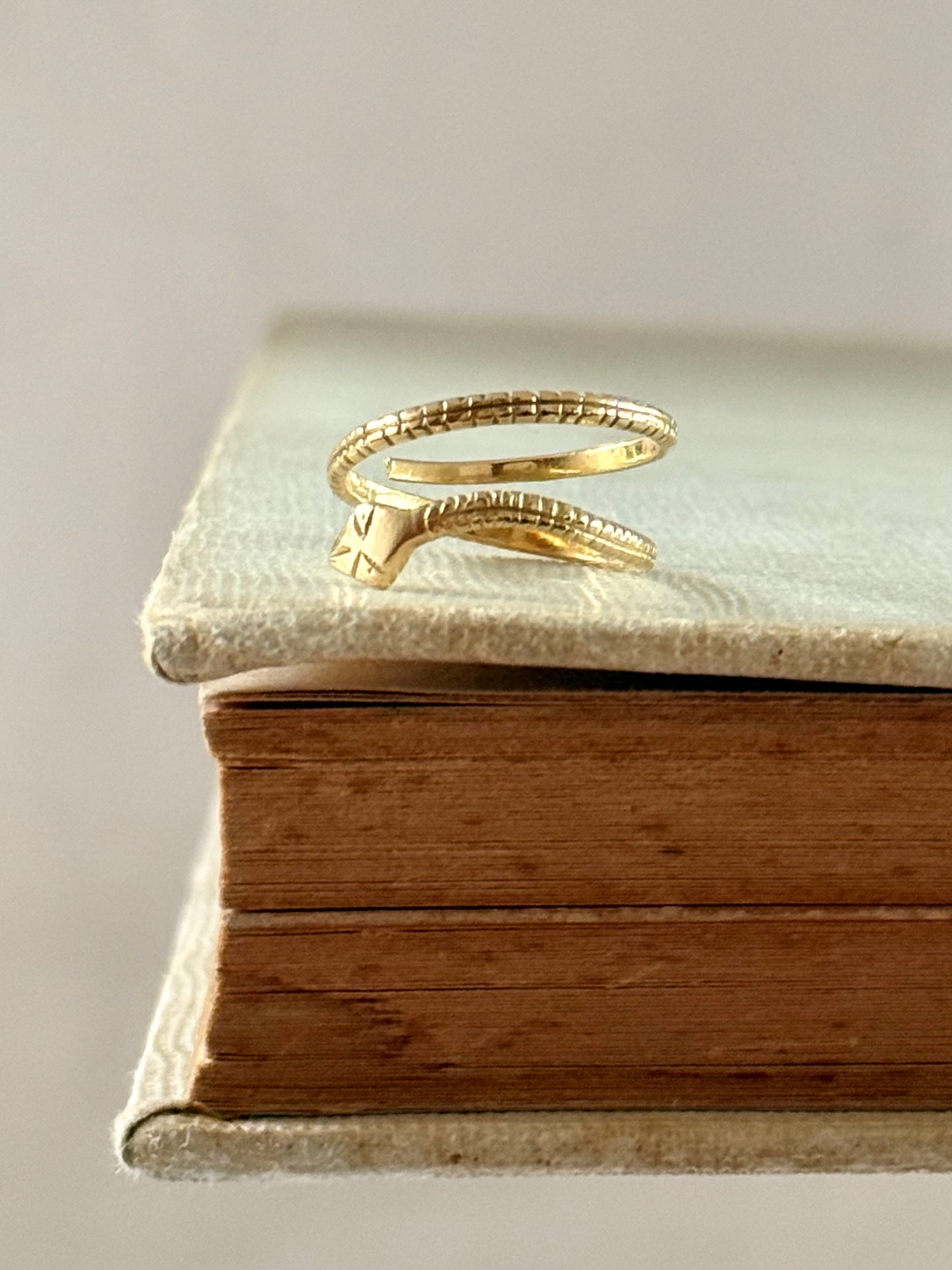 .1910s .1920s .20ct .833ct Arts & Crafts hand made high carat gold coiled serpent snake ring
